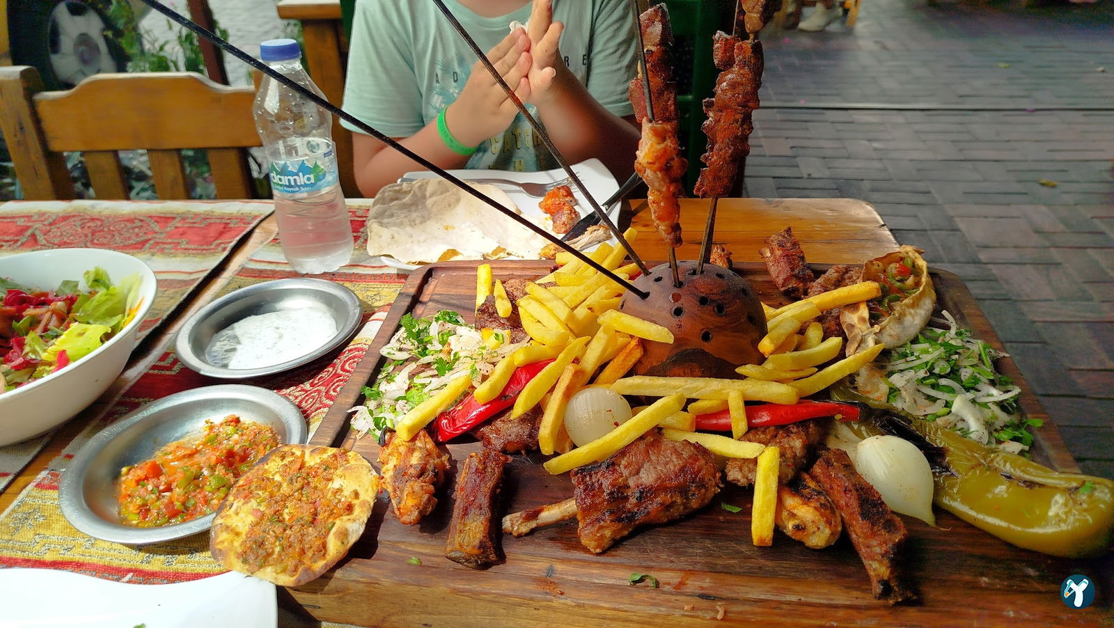 Öztat Kebap Tantuni̇