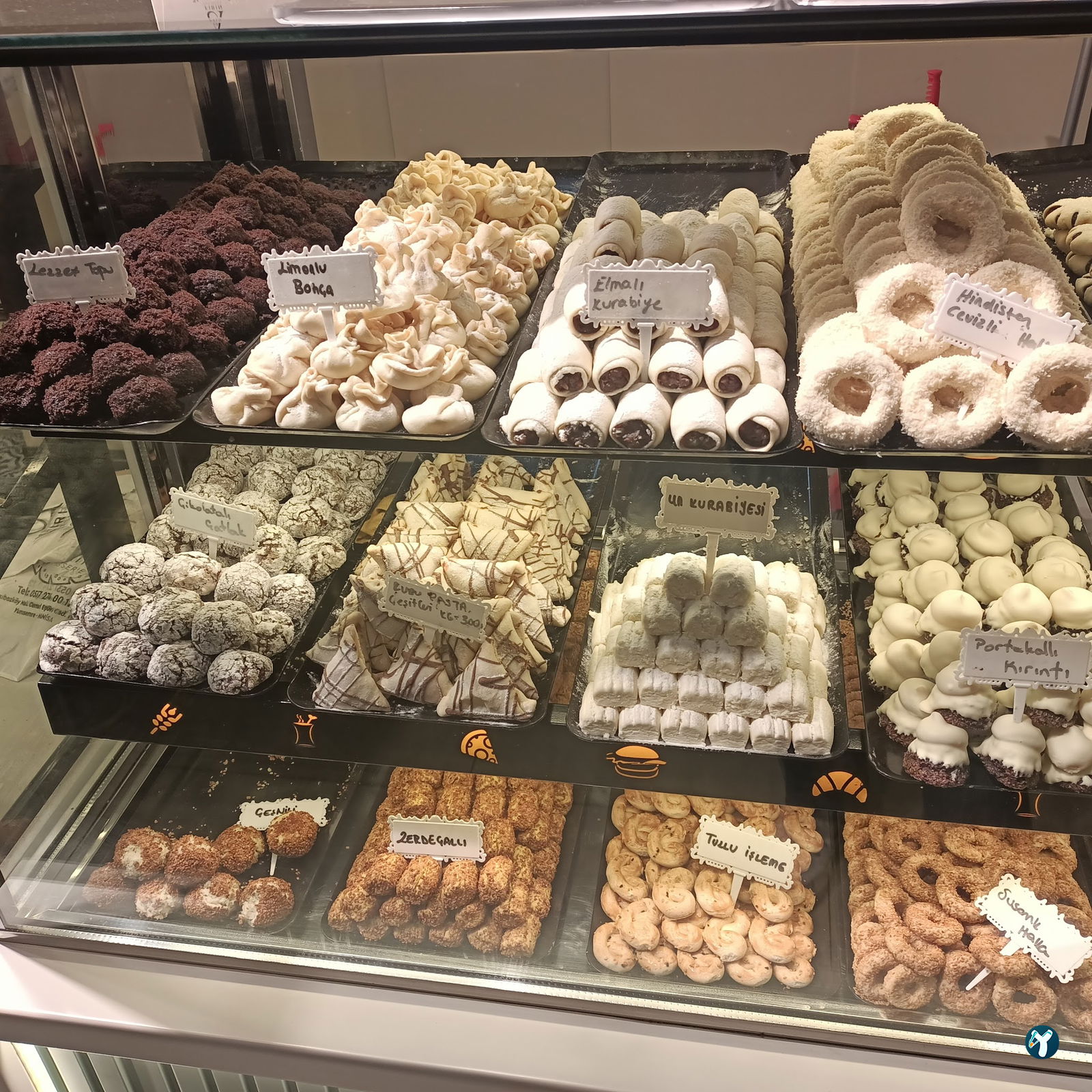 Avlu Fırın & Patisserie
