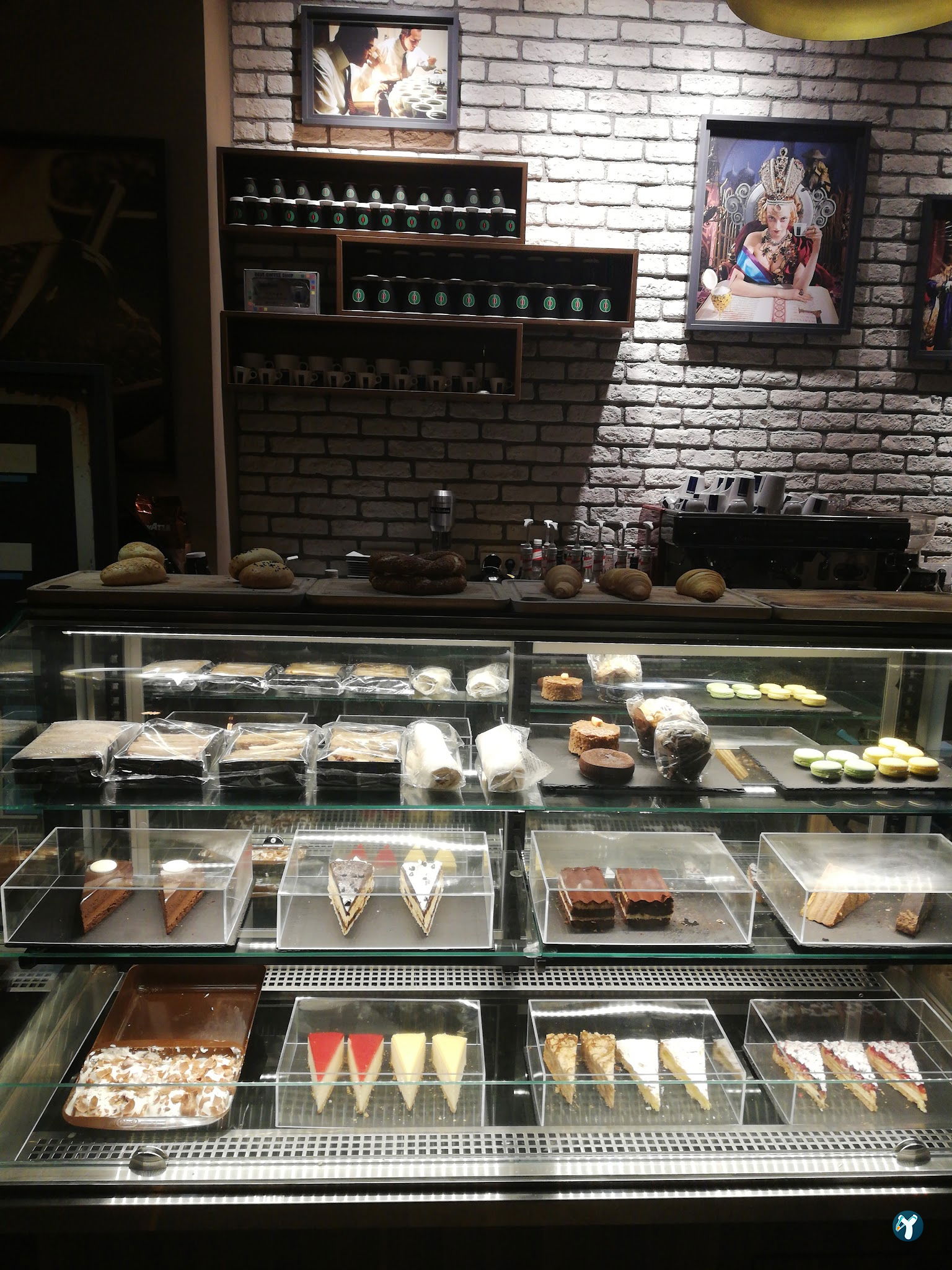 Rings Cafe Restaurant