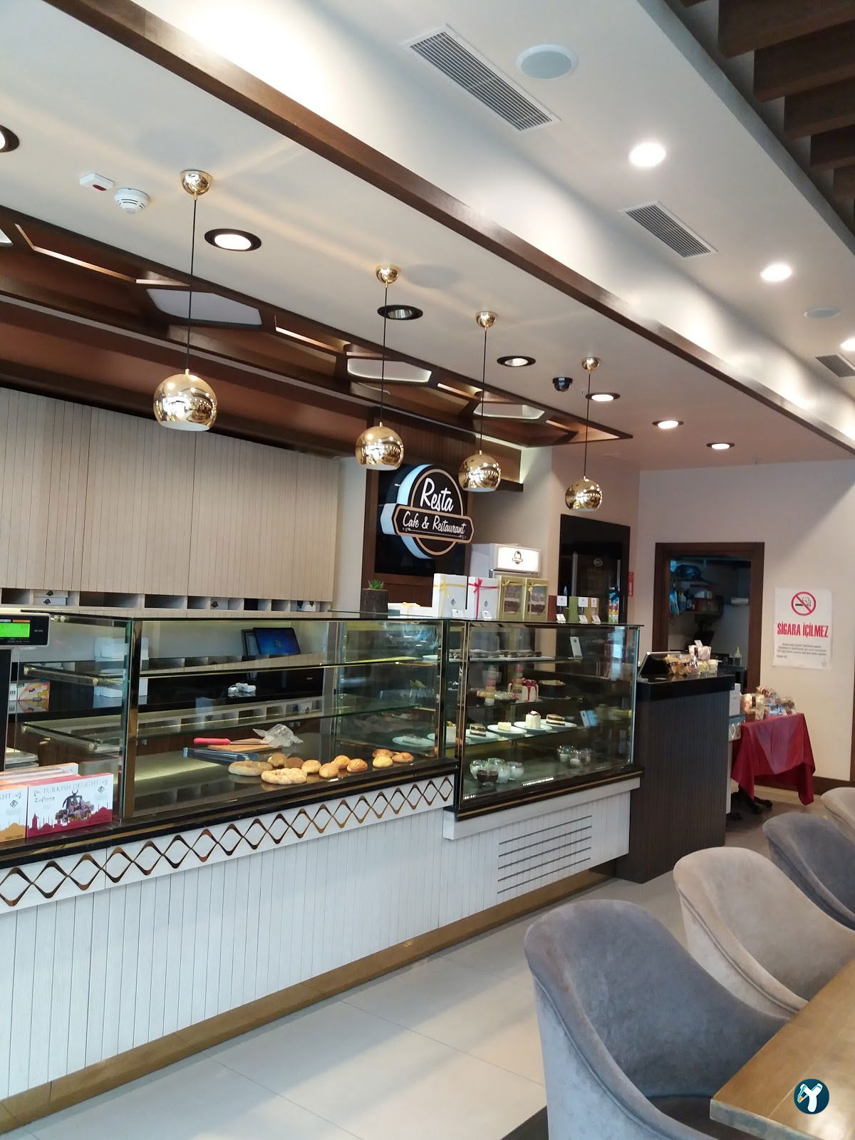 Rings Cafe Restaurant