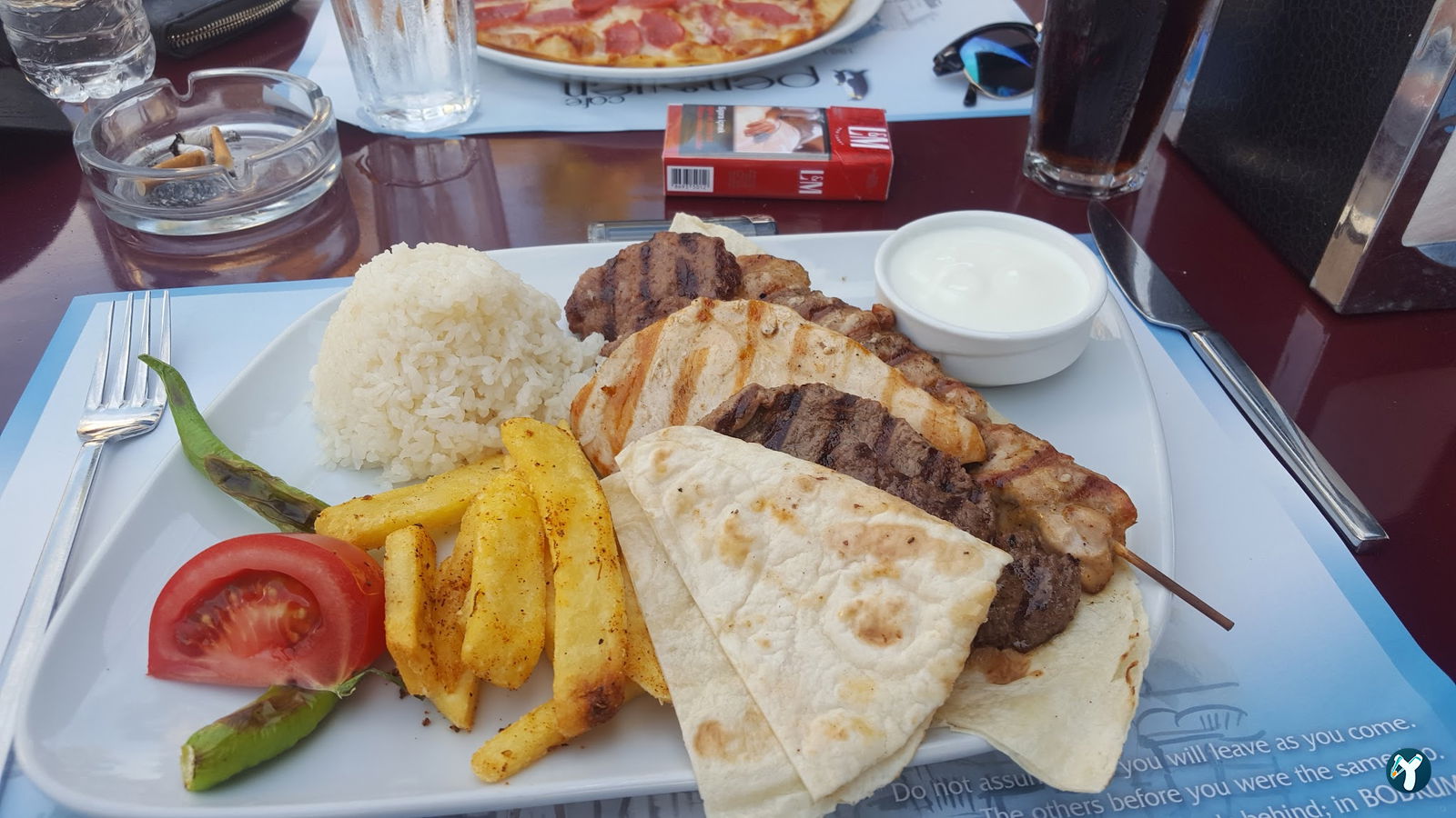 Penguen Cafe Restaurant