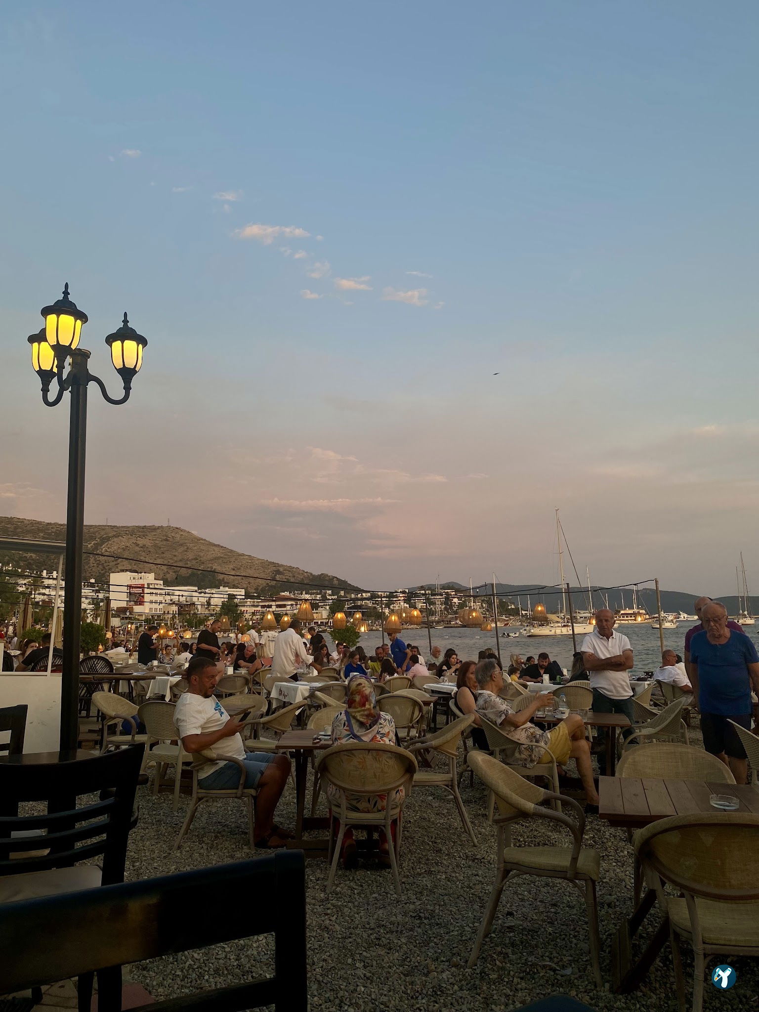 Penguen Cafe Restaurant