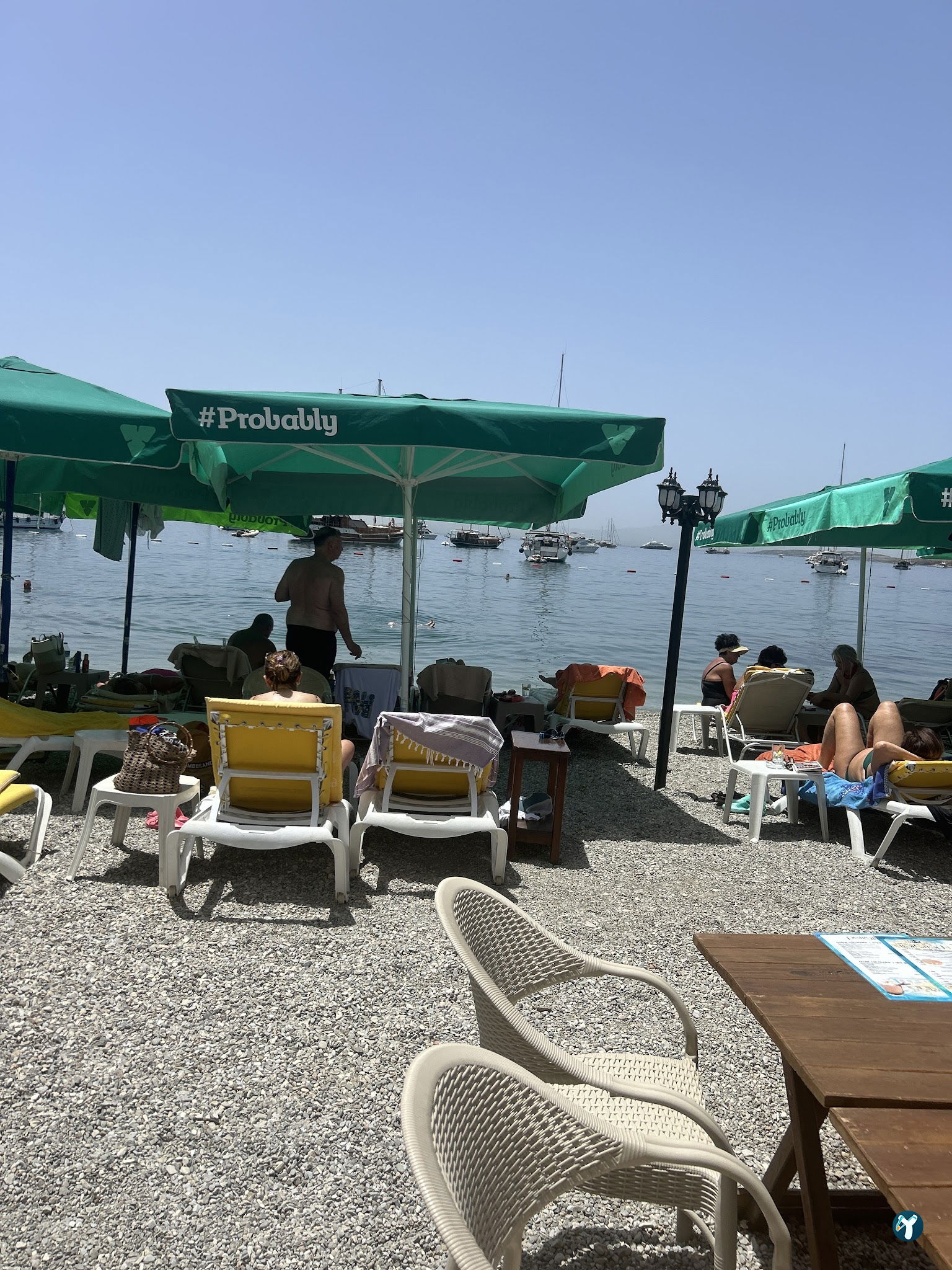 Penguen Cafe Restaurant
