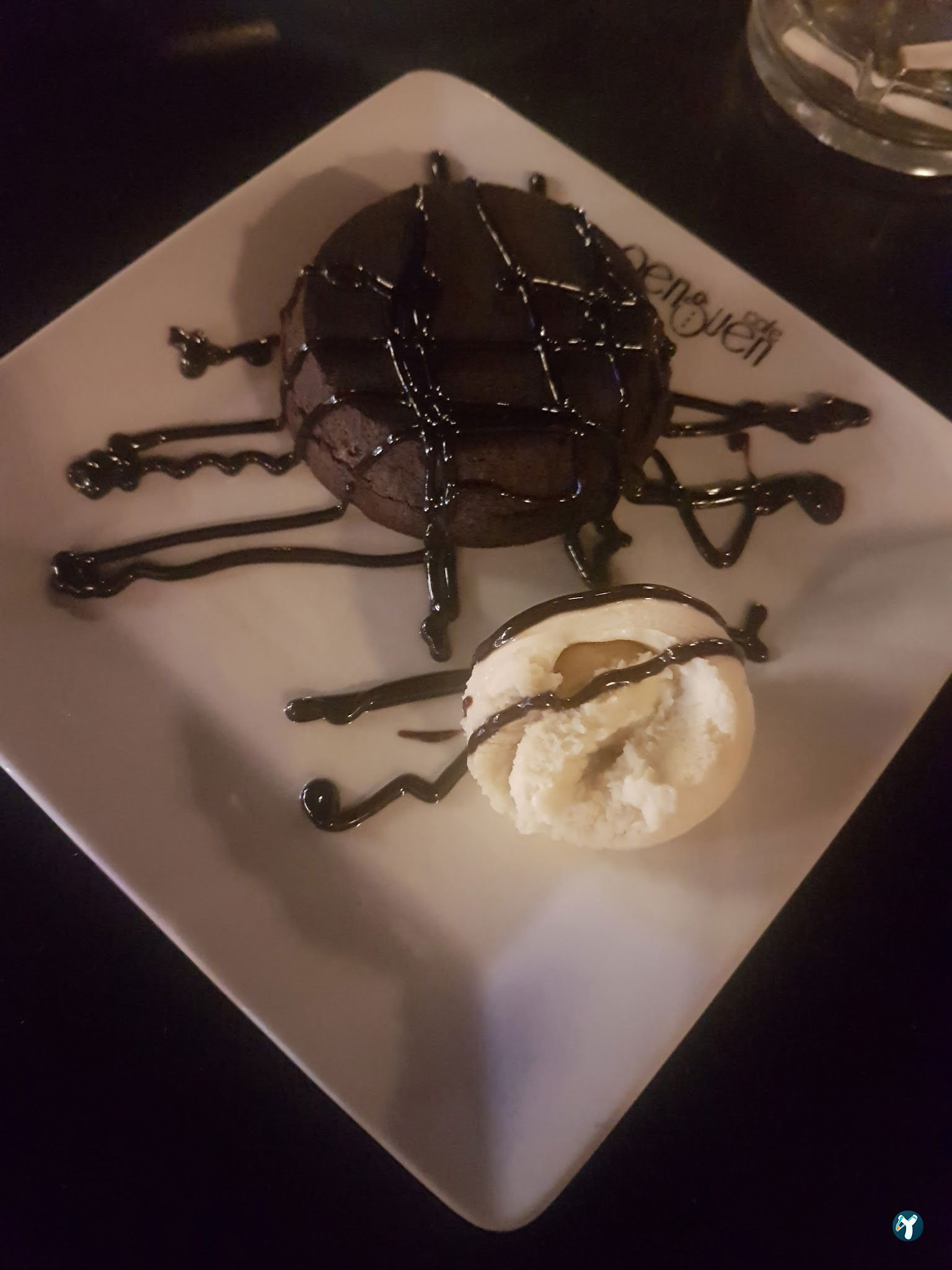Penguen Cafe Restaurant