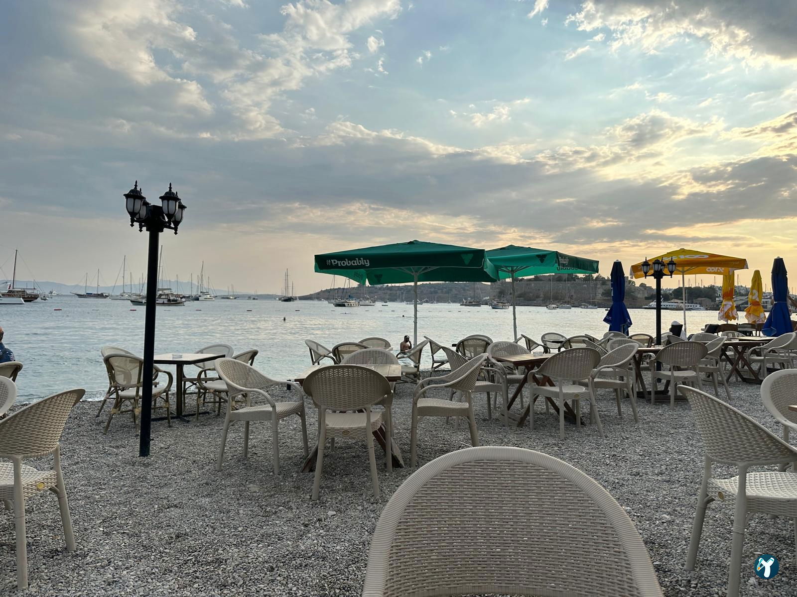Penguen Cafe Restaurant