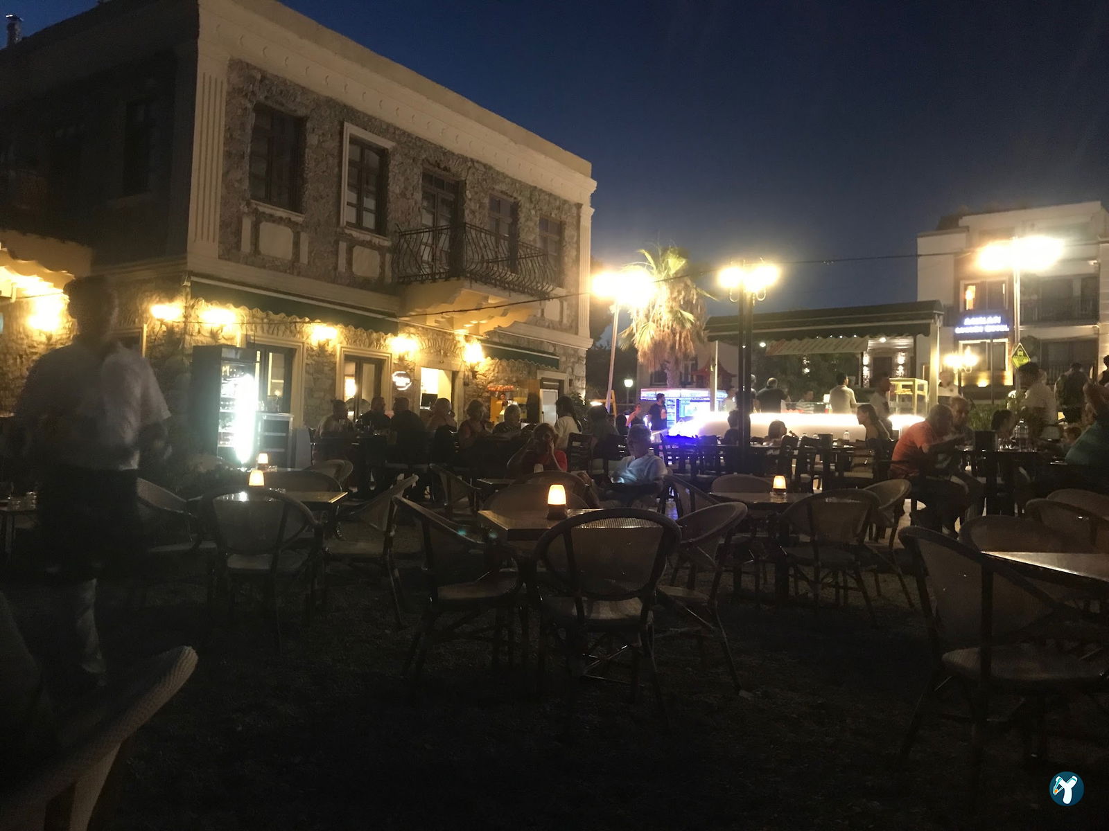 Penguen Cafe Restaurant