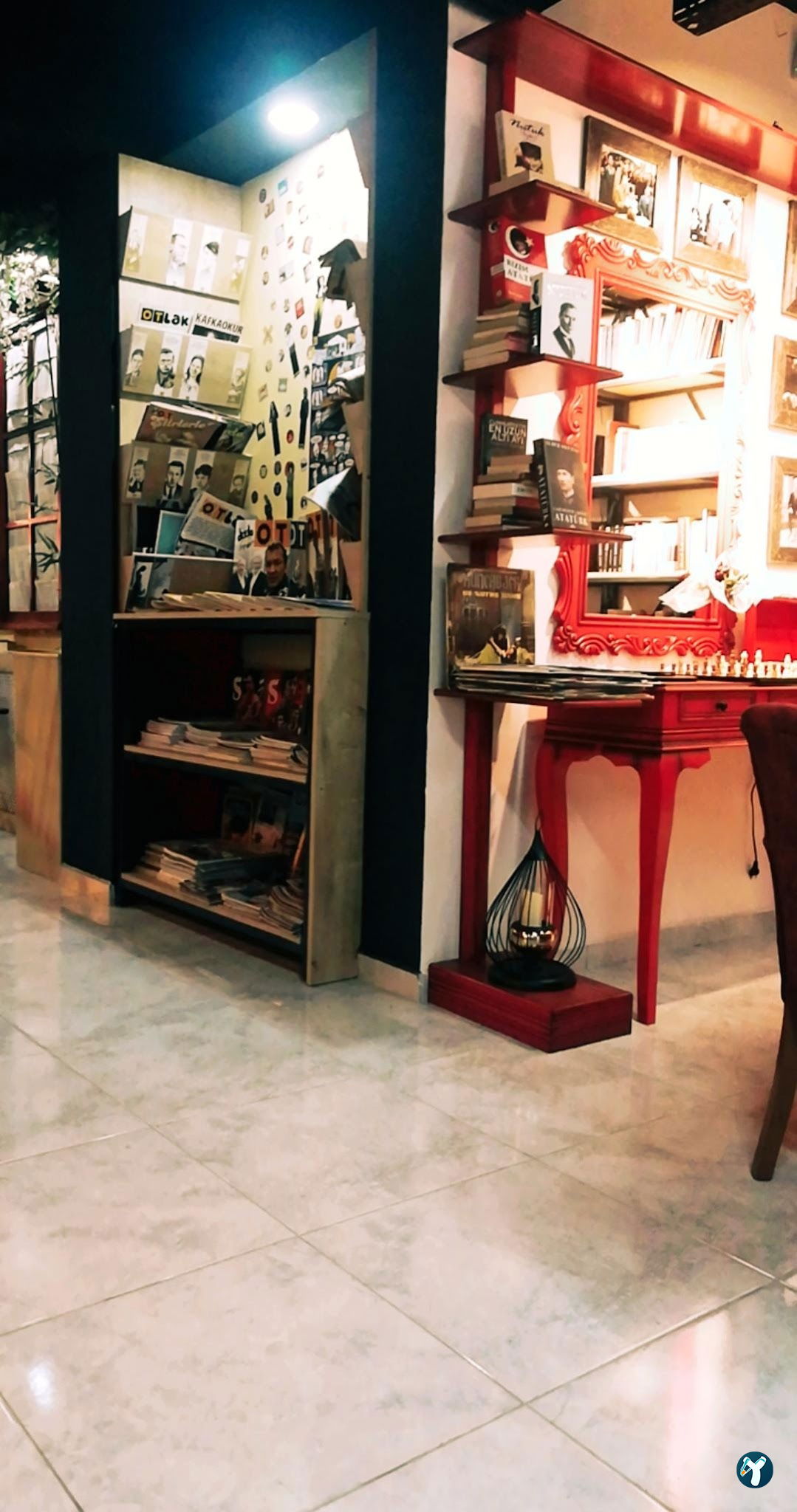 Palto Kitap & Kahve