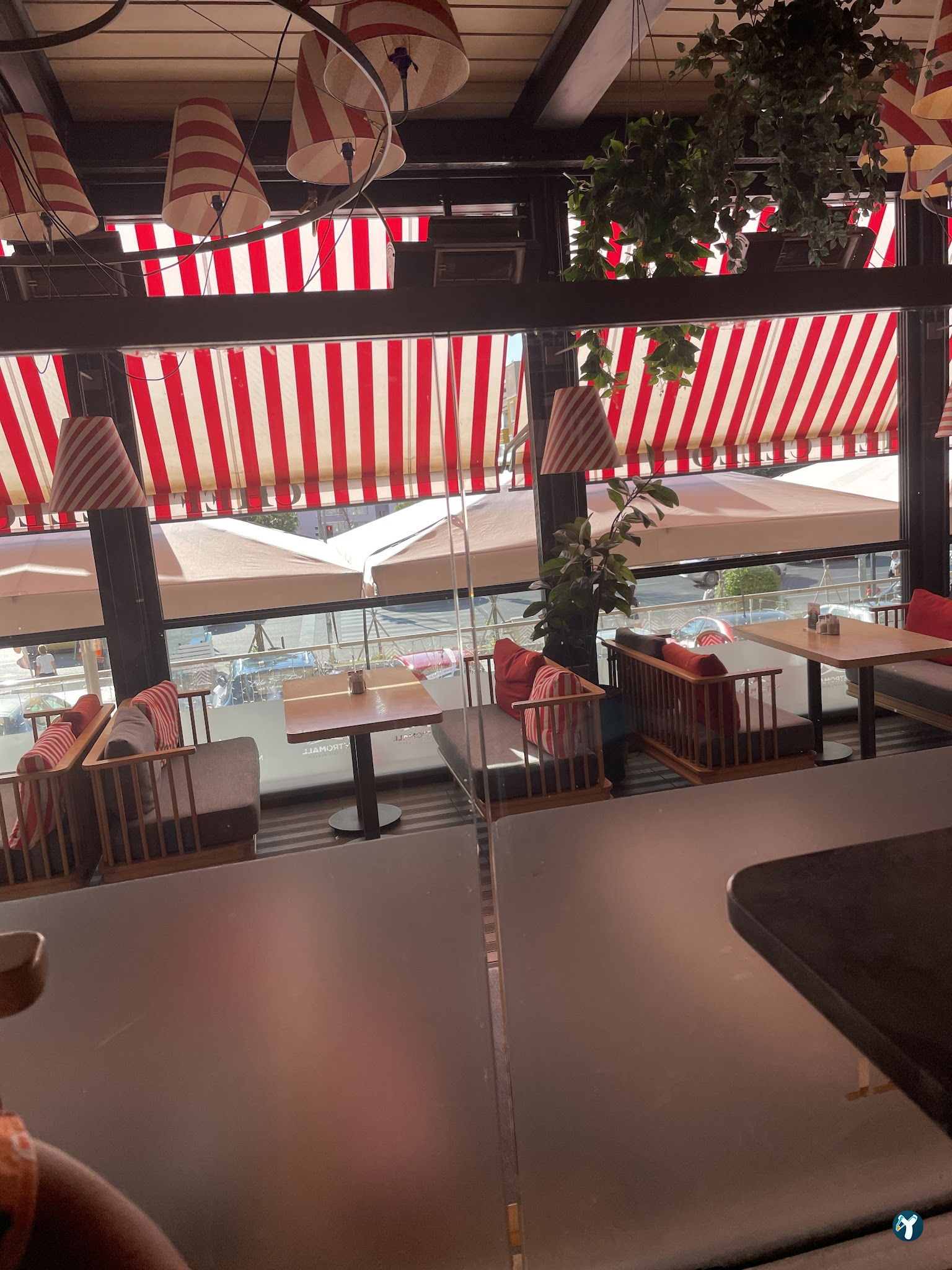 Chef Cello Cafe & Lounge