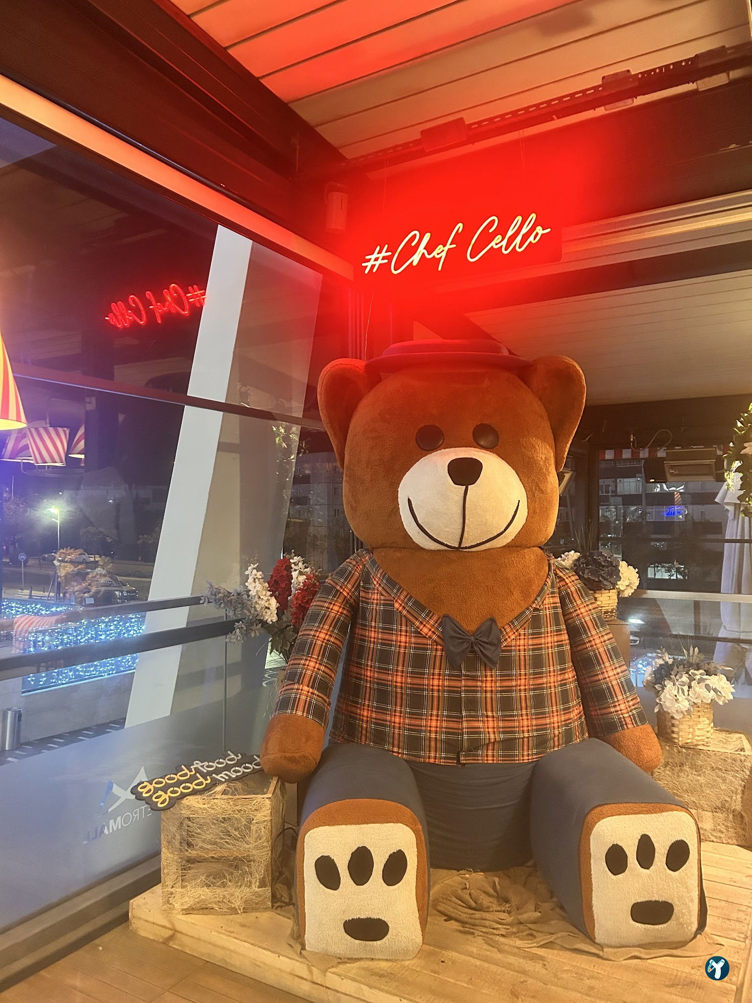 Chef Cello Cafe & Lounge