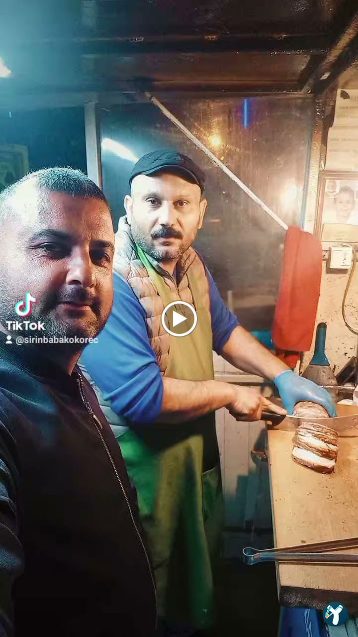 Şi̇ri̇n Baba Kokoreç