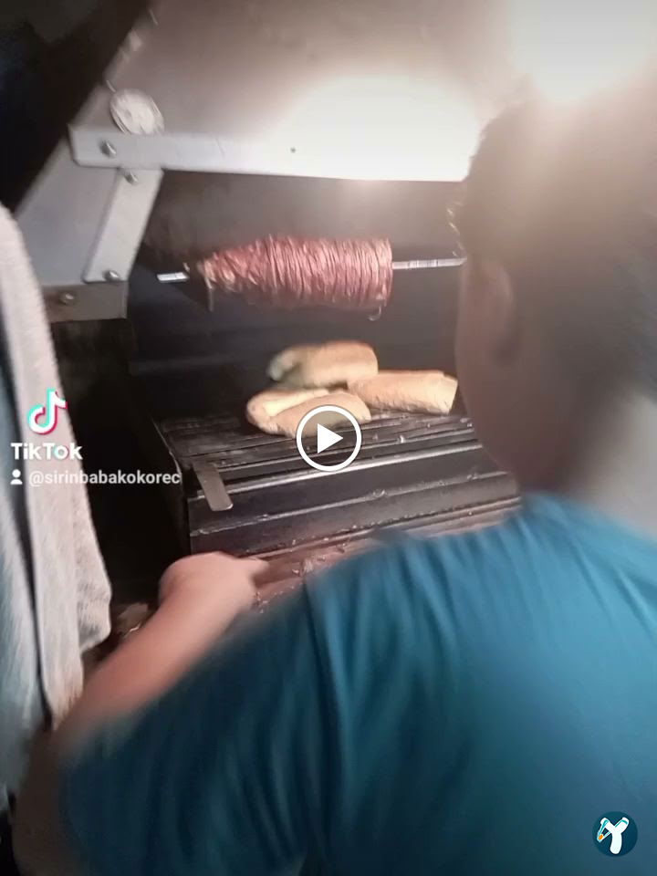 Şi̇ri̇n Baba Kokoreç