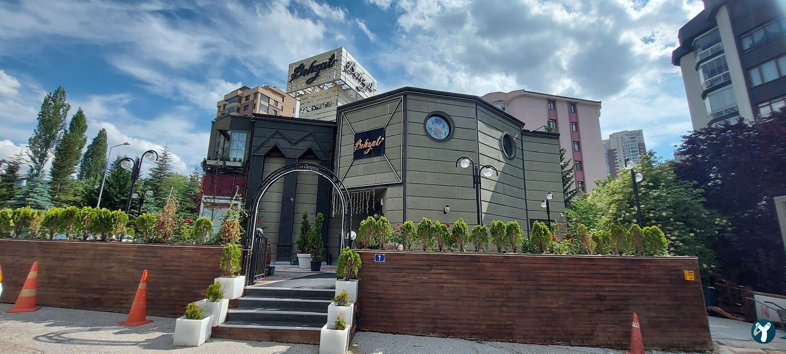 Behzat Oran Restaurant