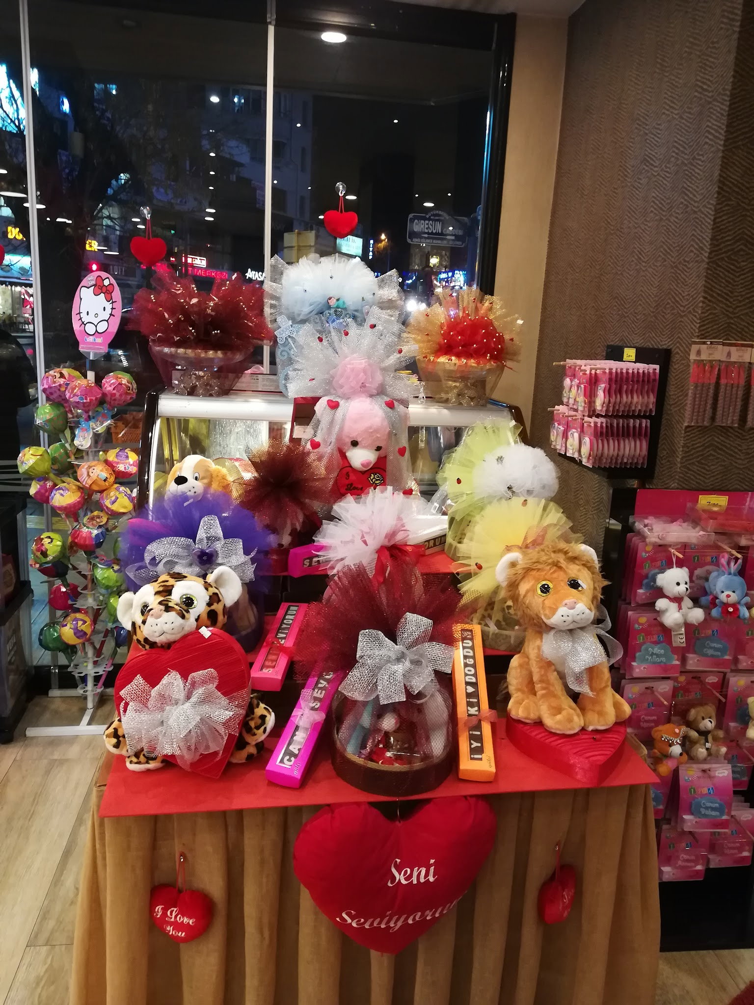 Oskar Pastanesi Etlik