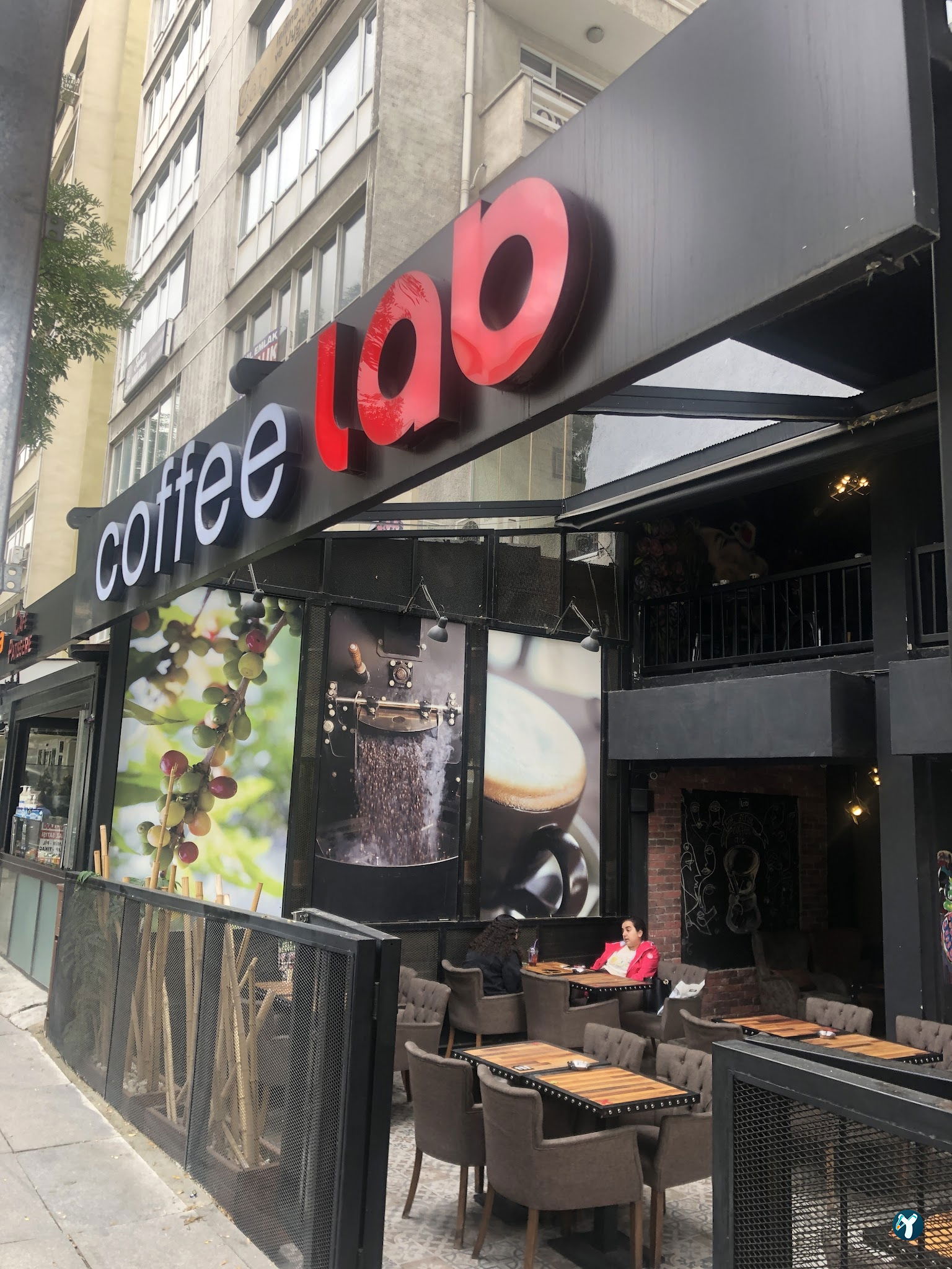 Coffee Lab Mithatpaşa