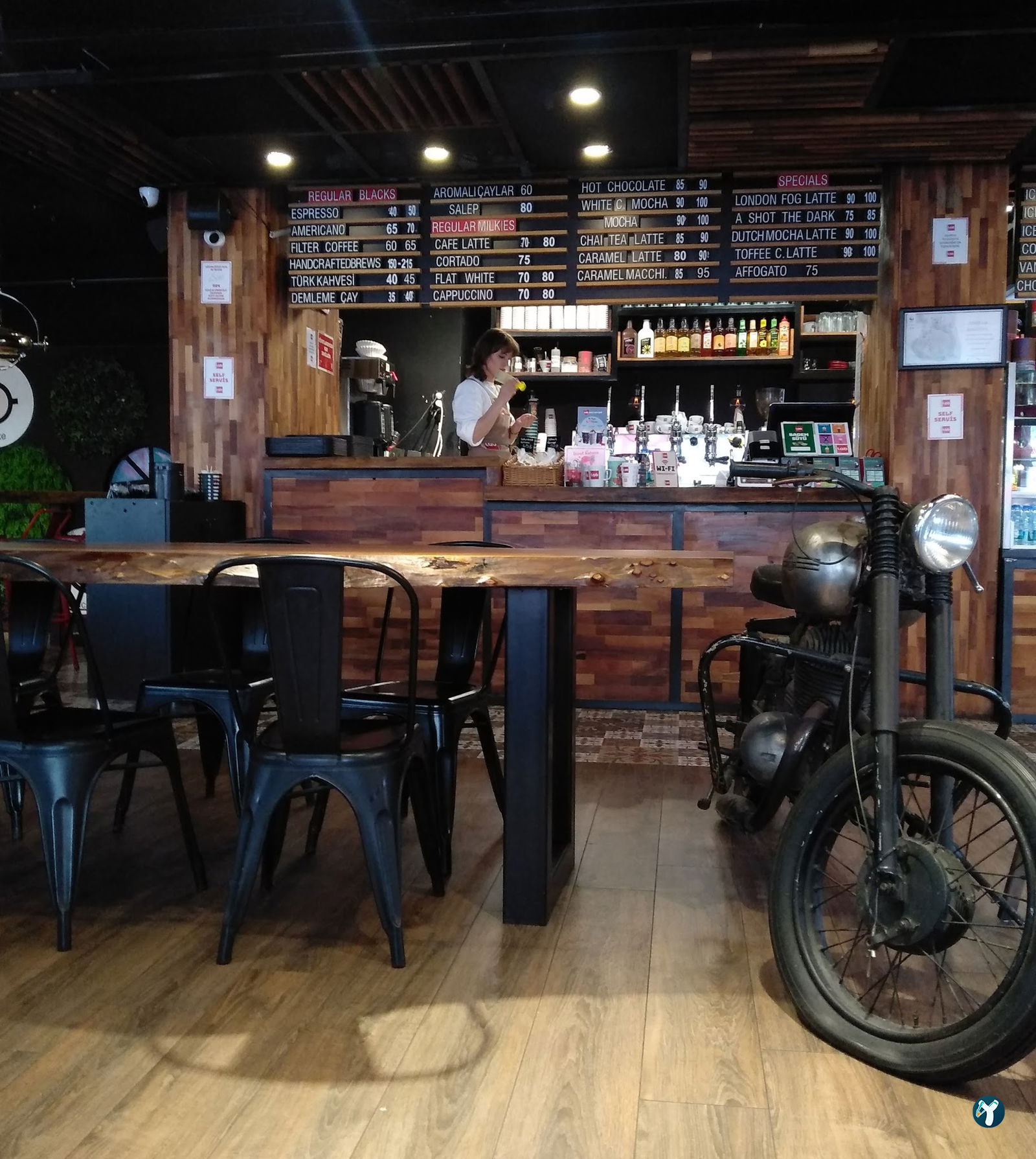 Coffee Lab Mithatpaşa