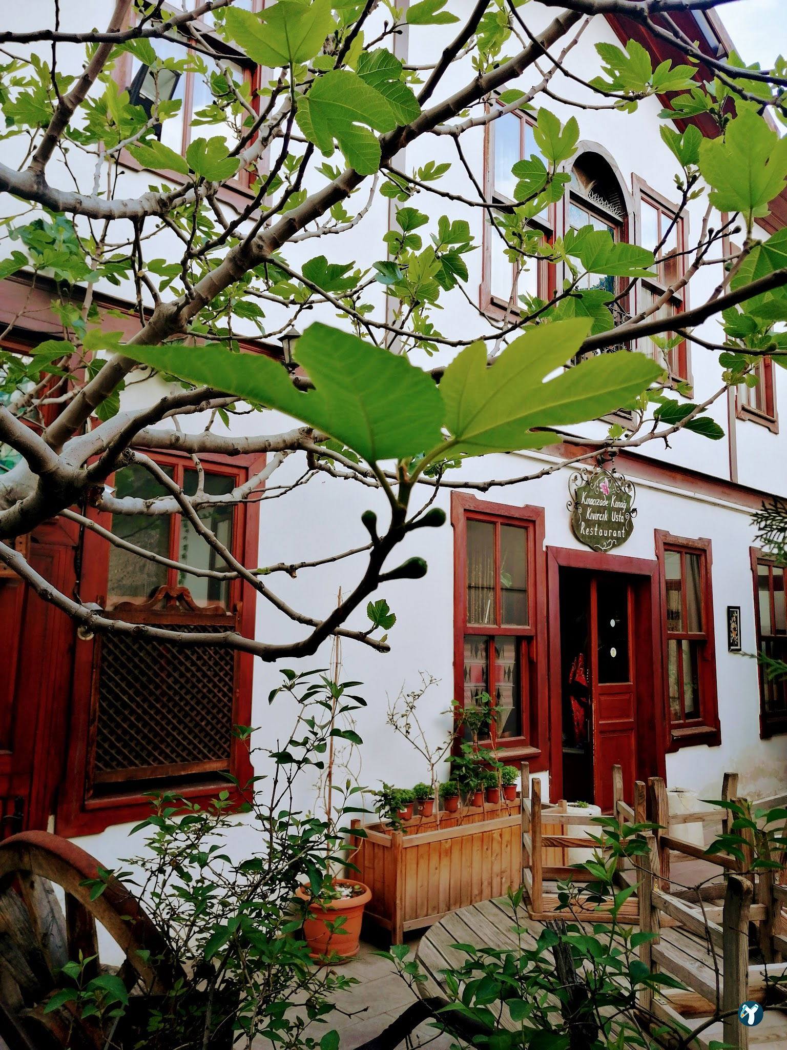 Kınacızade Konağı