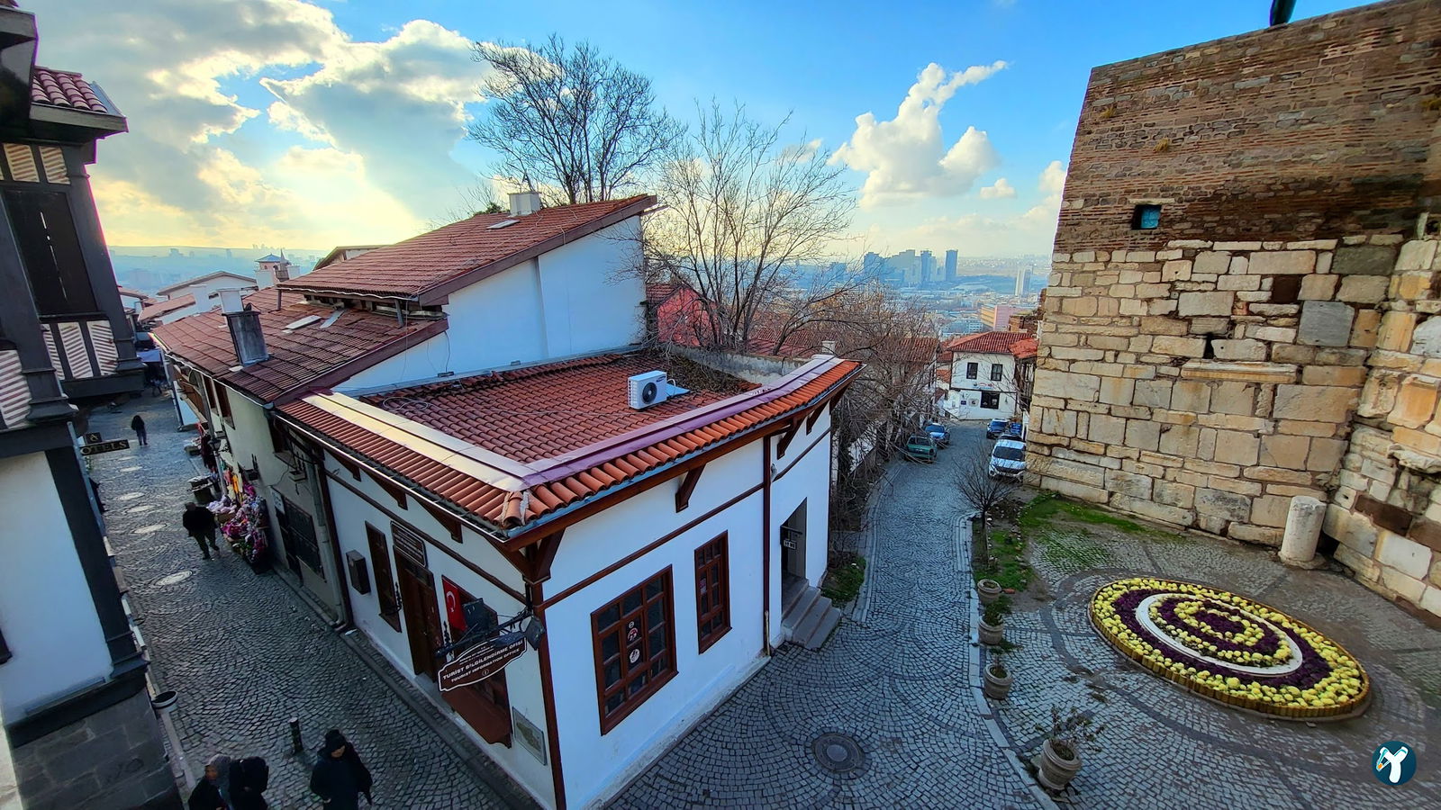 Kınacızade Konağı
