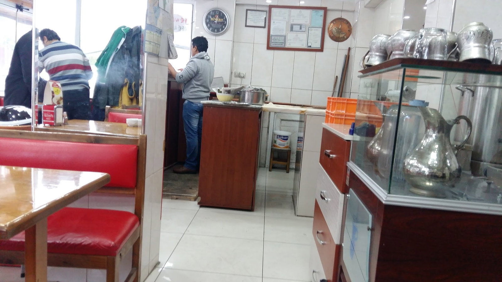 Urfa Yörem Güngören Kebap Ve Lahmacun Restorant Gençosman Mh