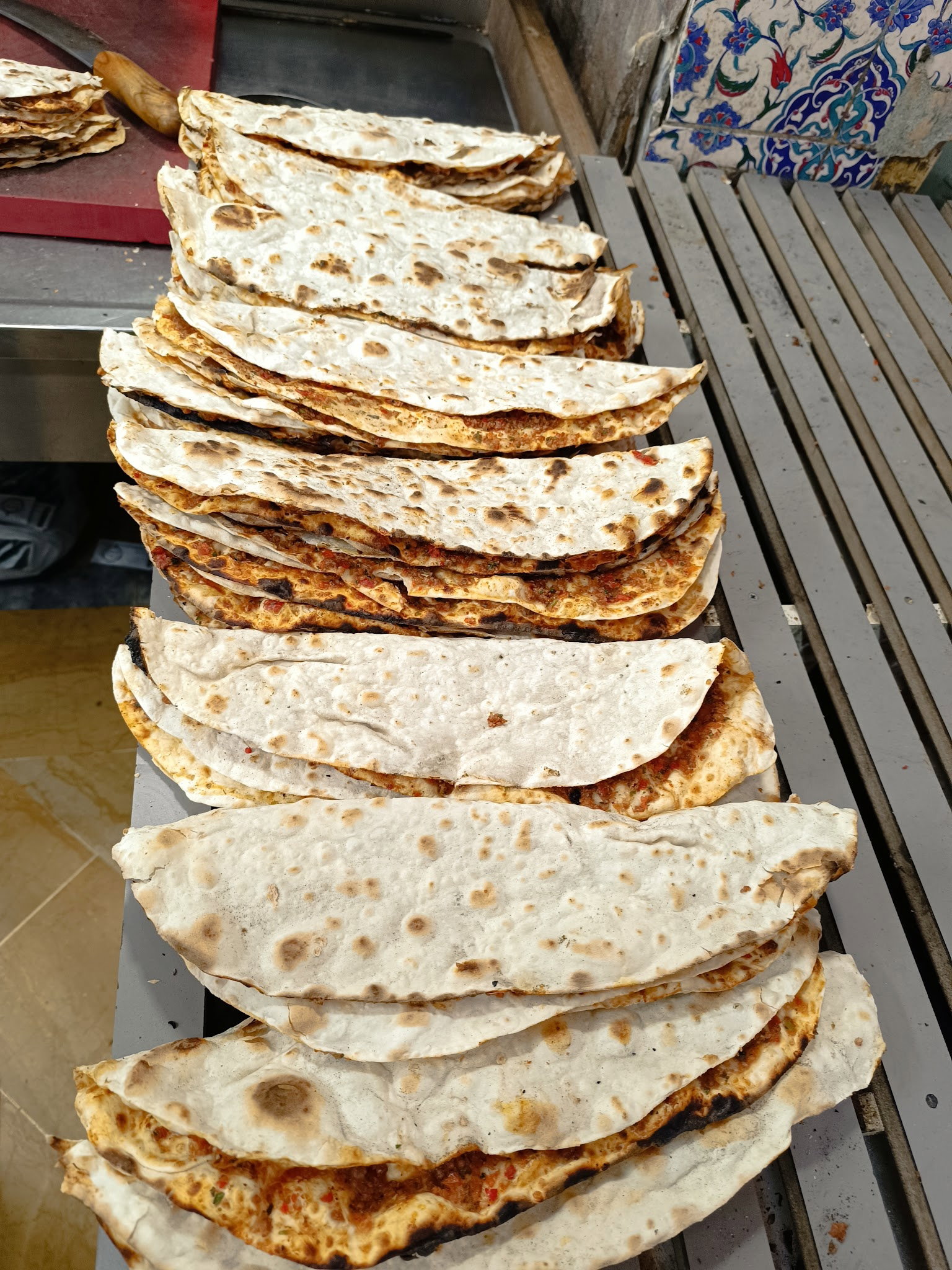 Urfa Yörem Güngören Kebap Ve Lahmacun Restorant Gençosman Mh