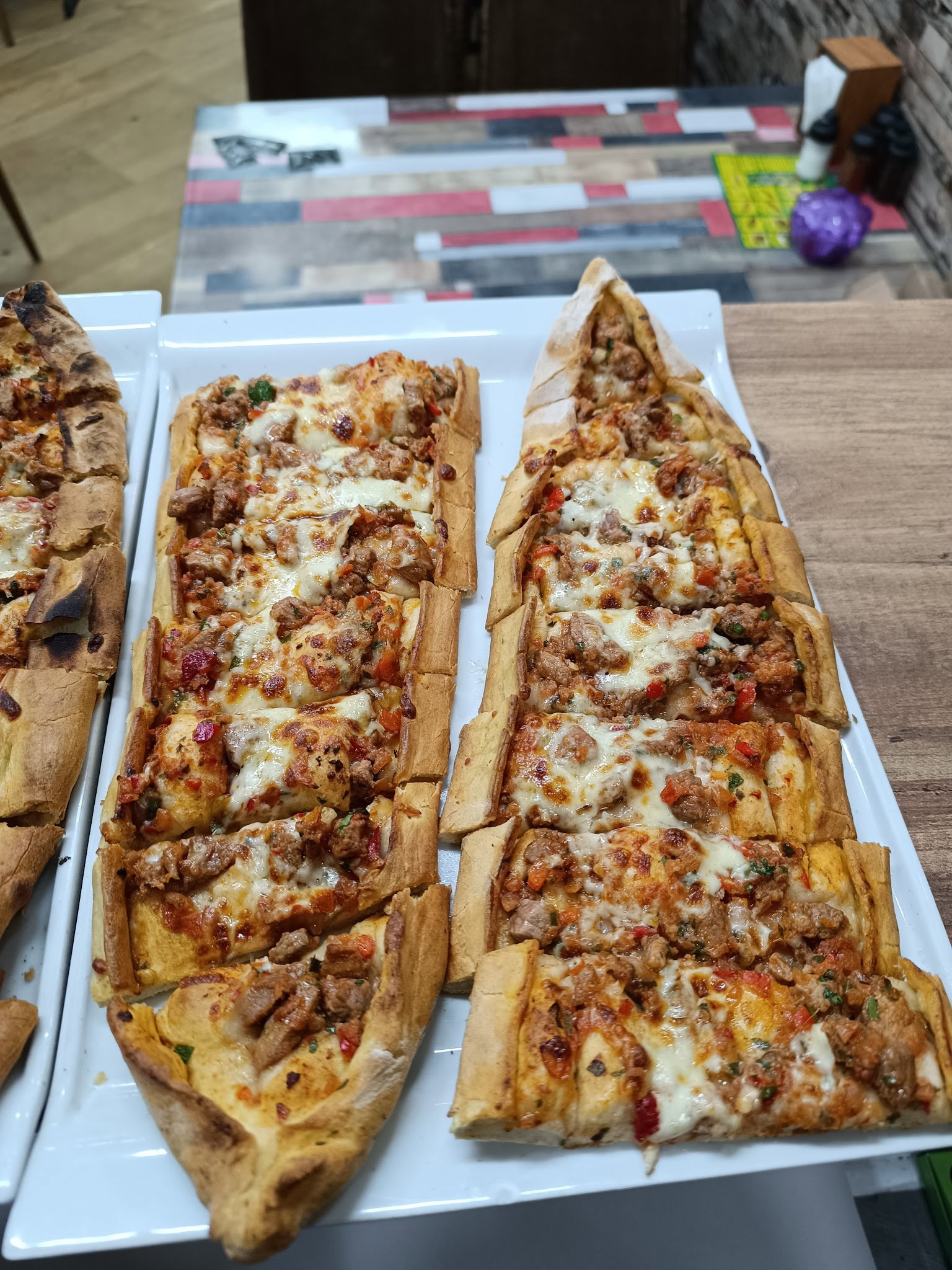 Urfa Yörem Güngören Kebap Ve Lahmacun Restorant Gençosman Mh