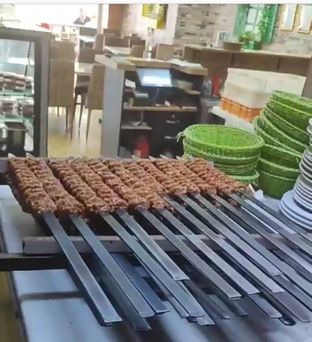 Urfa Yörem Güngören Kebap Ve Lahmacun Restorant Gençosman Mh