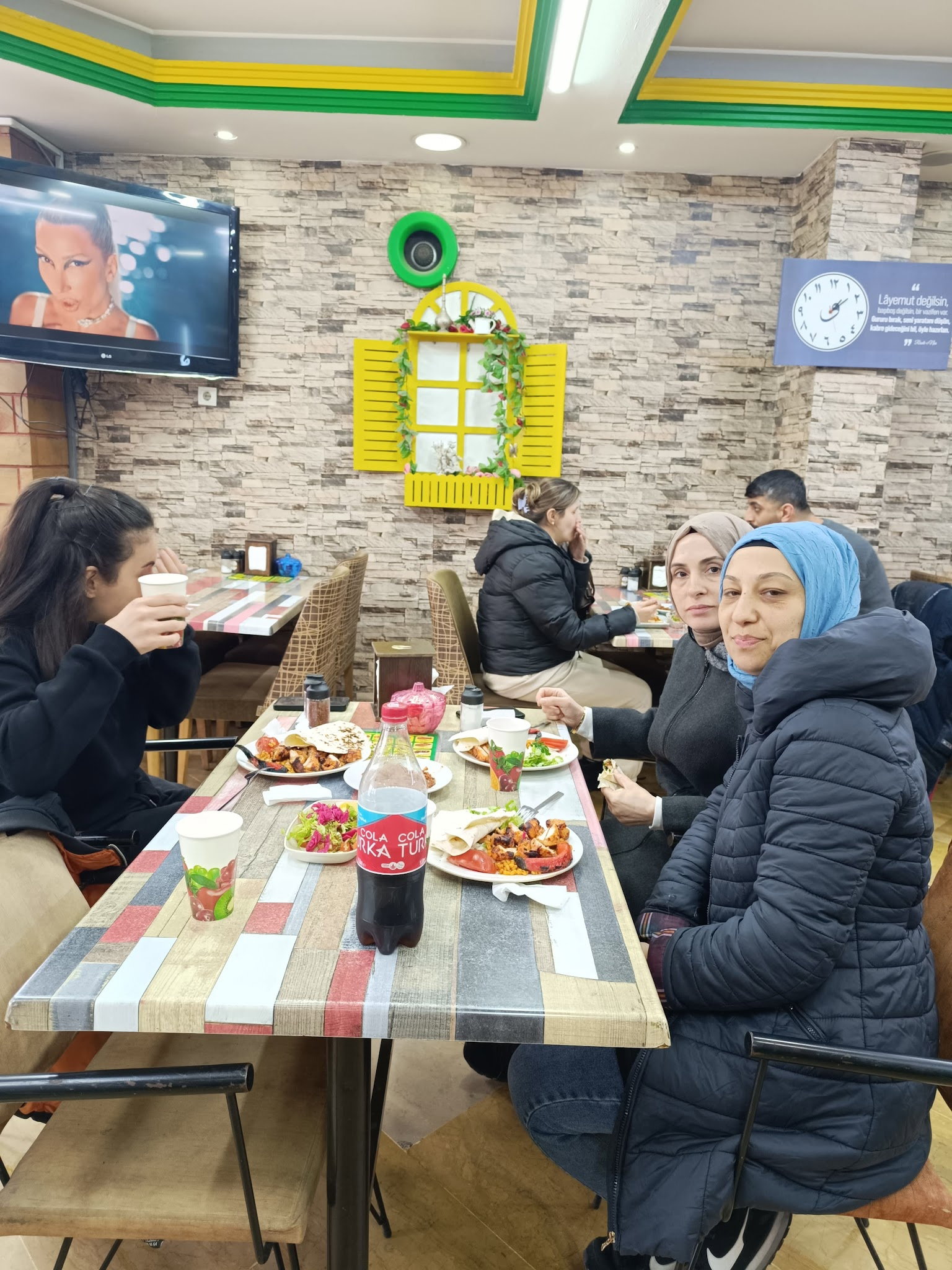 Urfa Yörem Güngören Kebap Ve Lahmacun Restorant Gençosman Mh
