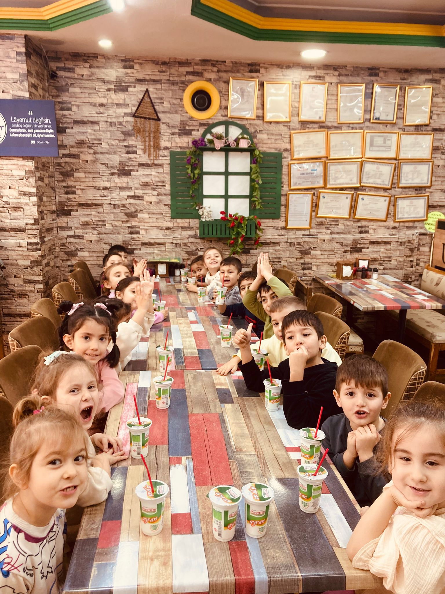 Urfa Yörem Güngören Kebap Ve Lahmacun Restorant Gençosman Mh