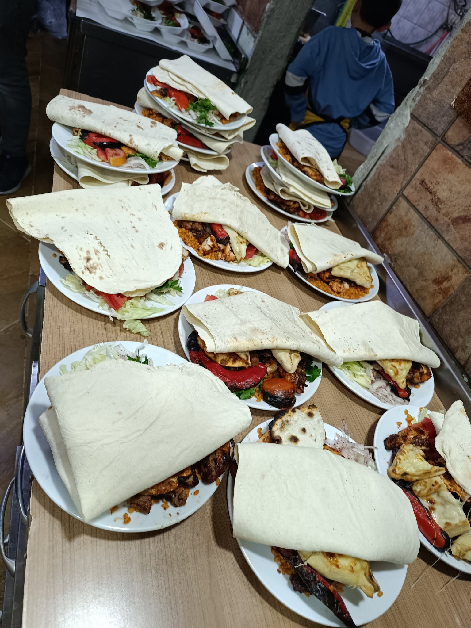 Urfa Yörem Güngören Kebap Ve Lahmacun Restorant Gençosman Mh