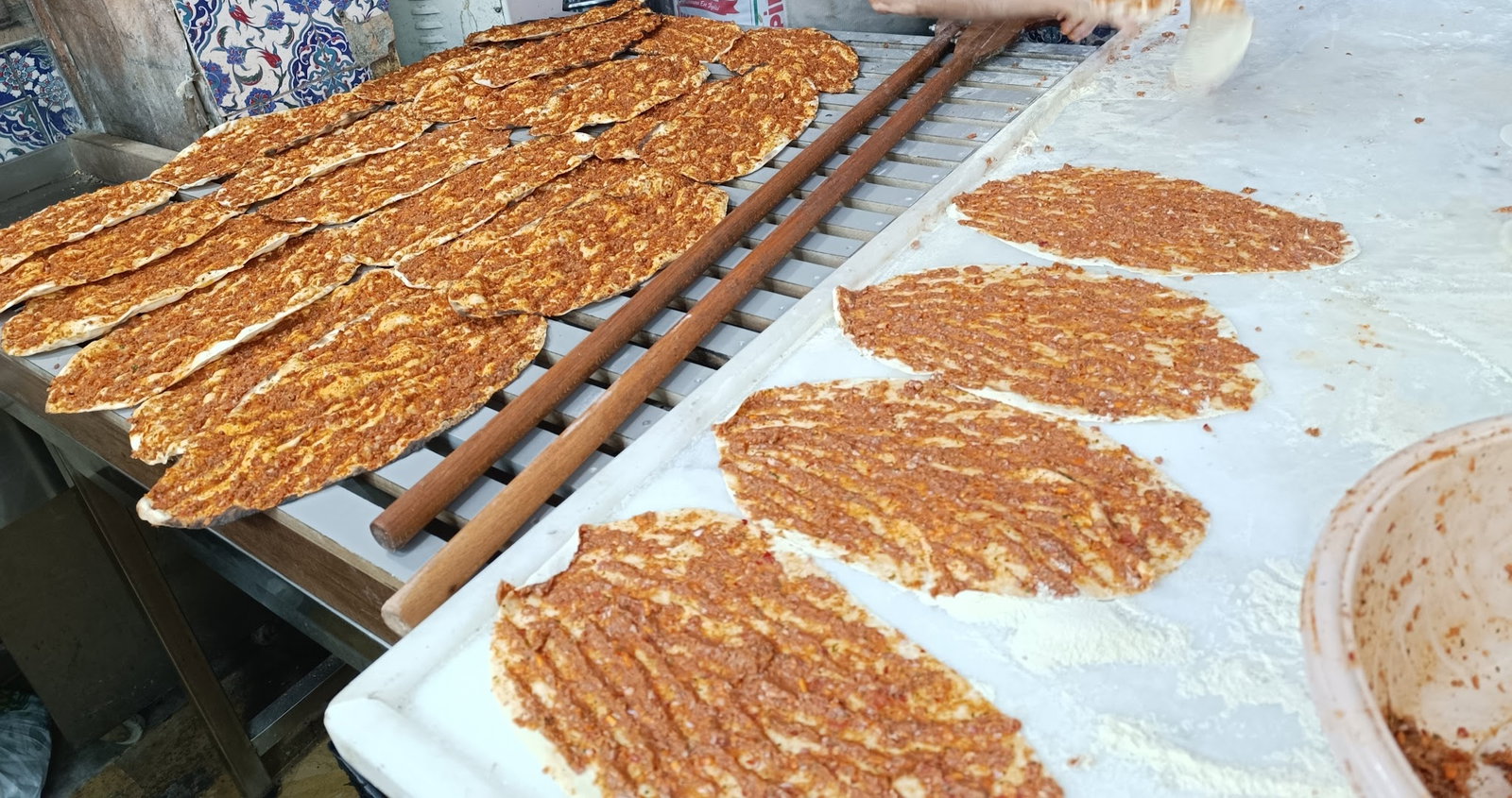 Urfa Yörem Güngören Kebap Ve Lahmacun Restorant Gençosman Mh