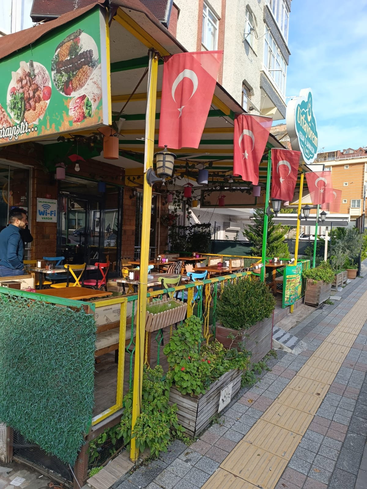 Urfa Yörem Güngören Kebap Ve Lahmacun Restorant Gençosman Mh