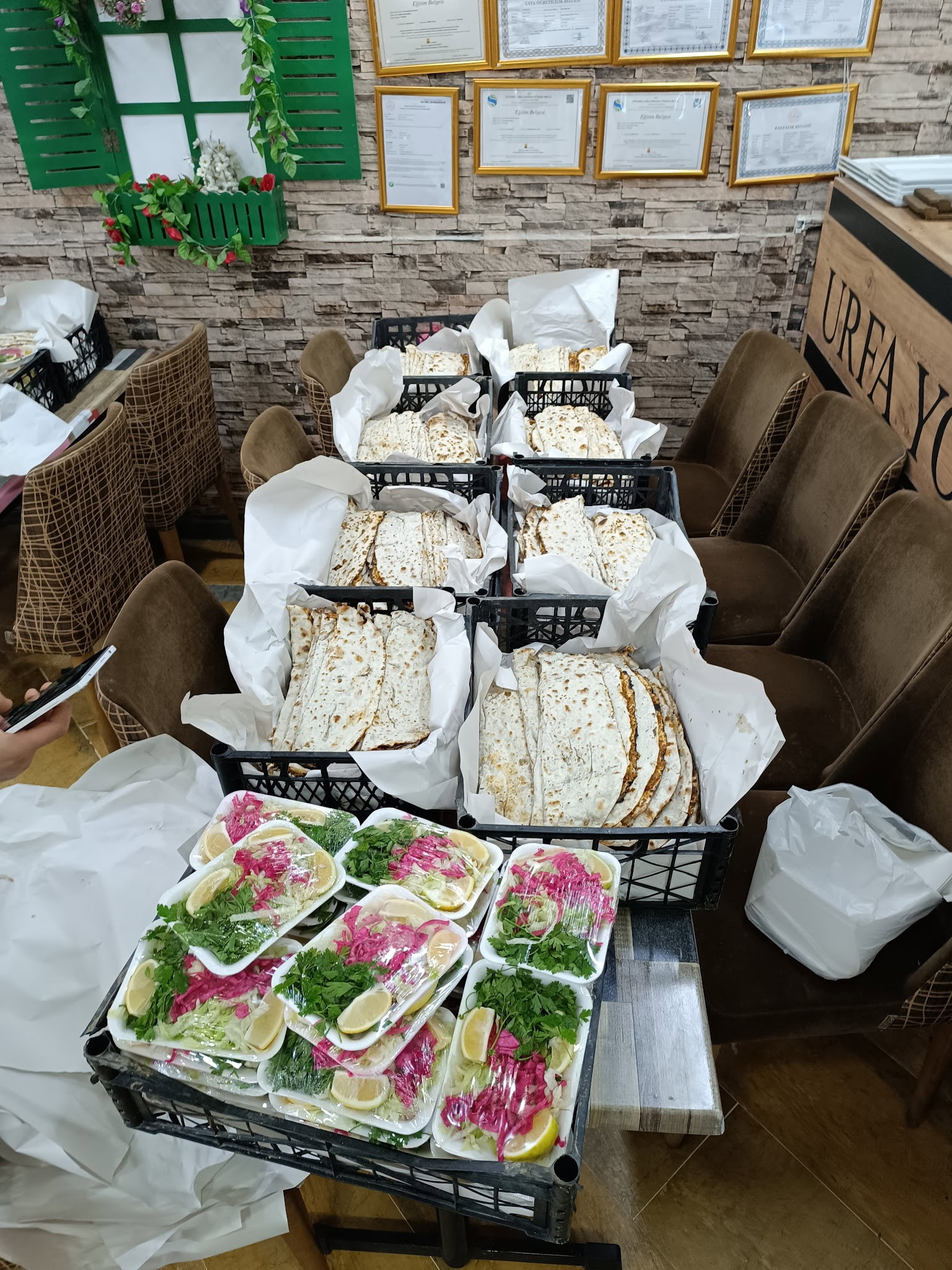 Urfa Yörem Güngören Kebap Ve Lahmacun Restorant Gençosman Mh