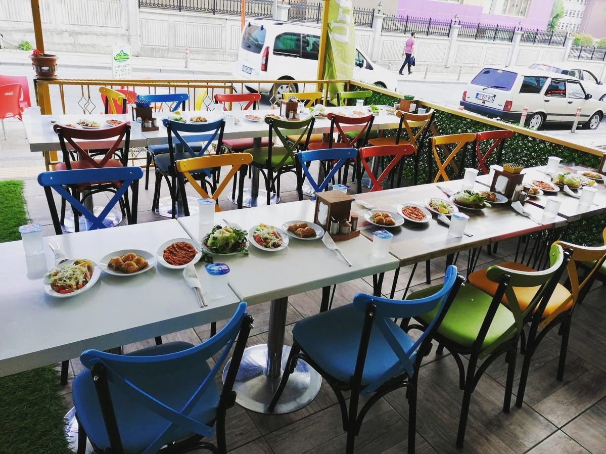 Urfa Yörem Güngören Kebap Ve Lahmacun Restorant Gençosman Mh