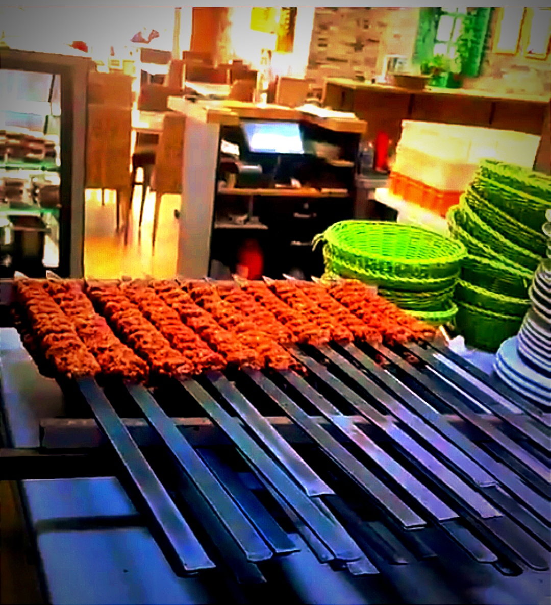 Urfa Yörem Güngören Kebap Ve Lahmacun Restorant Gençosman Mh