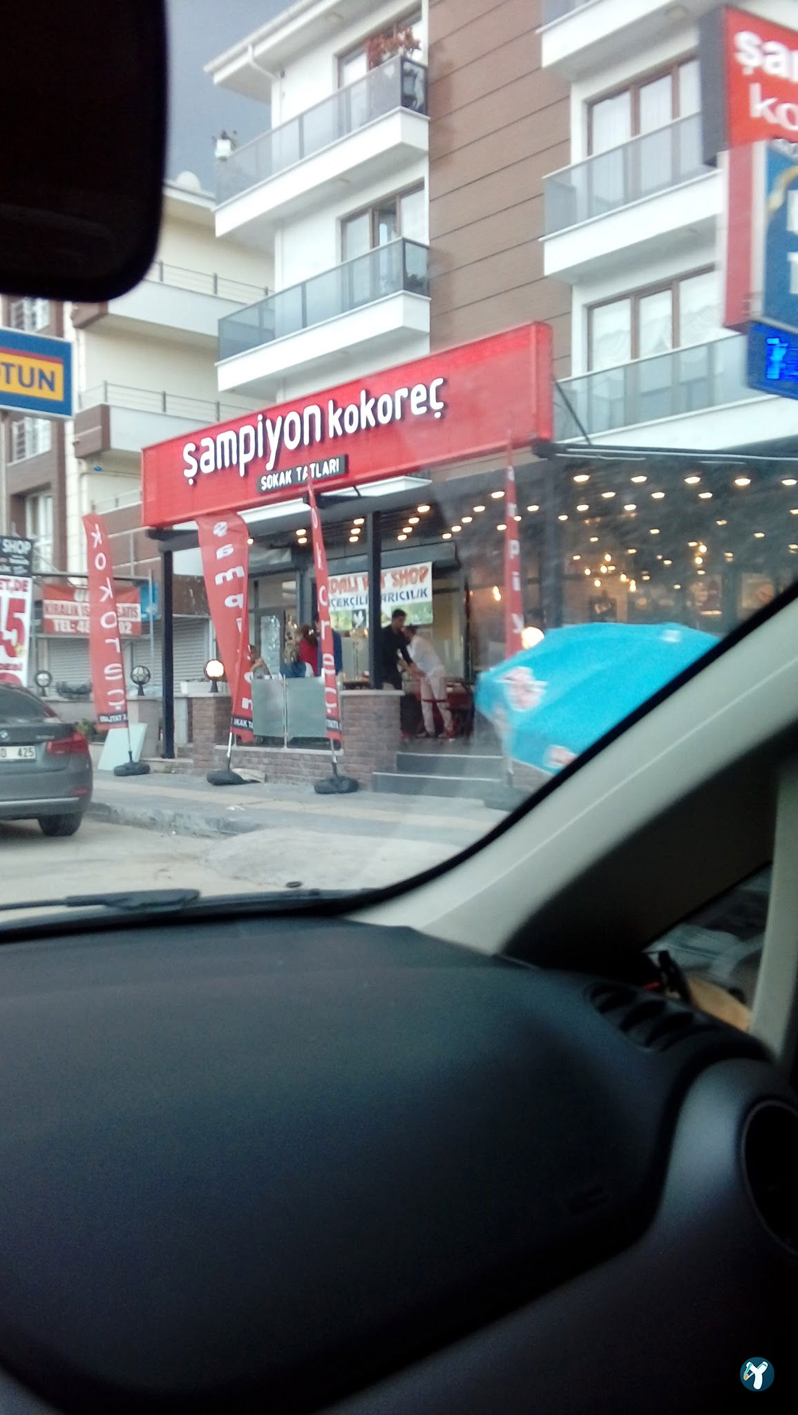 Şampiyon Kokoreç