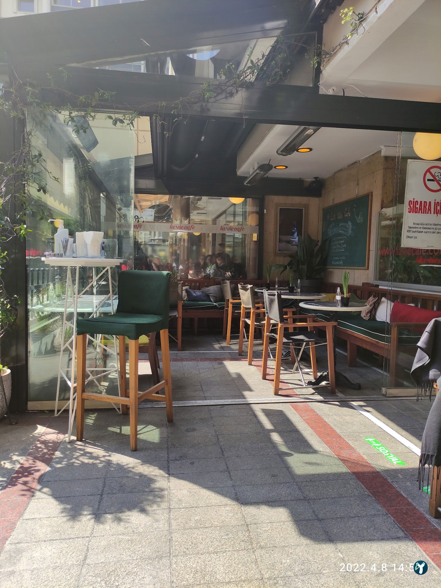 La Vie Cafe - Teşvikiye