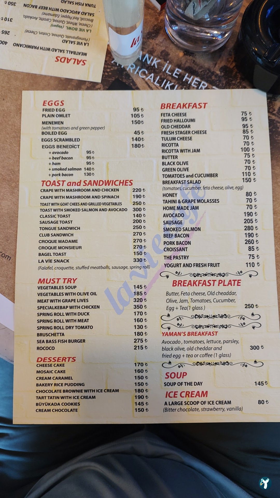 La Vie Cafe - Teşvikiye