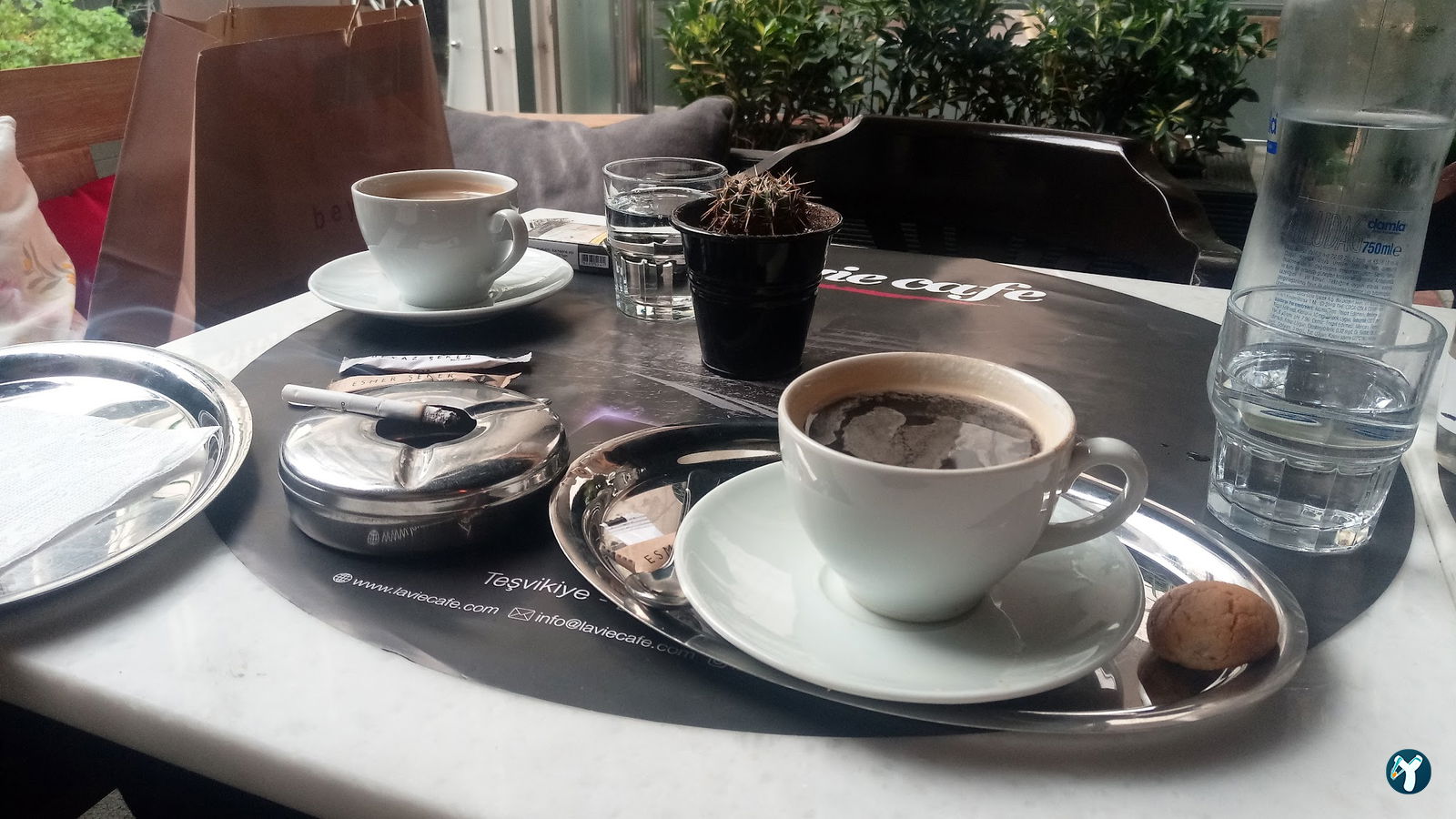 La Vie Cafe - Teşvikiye