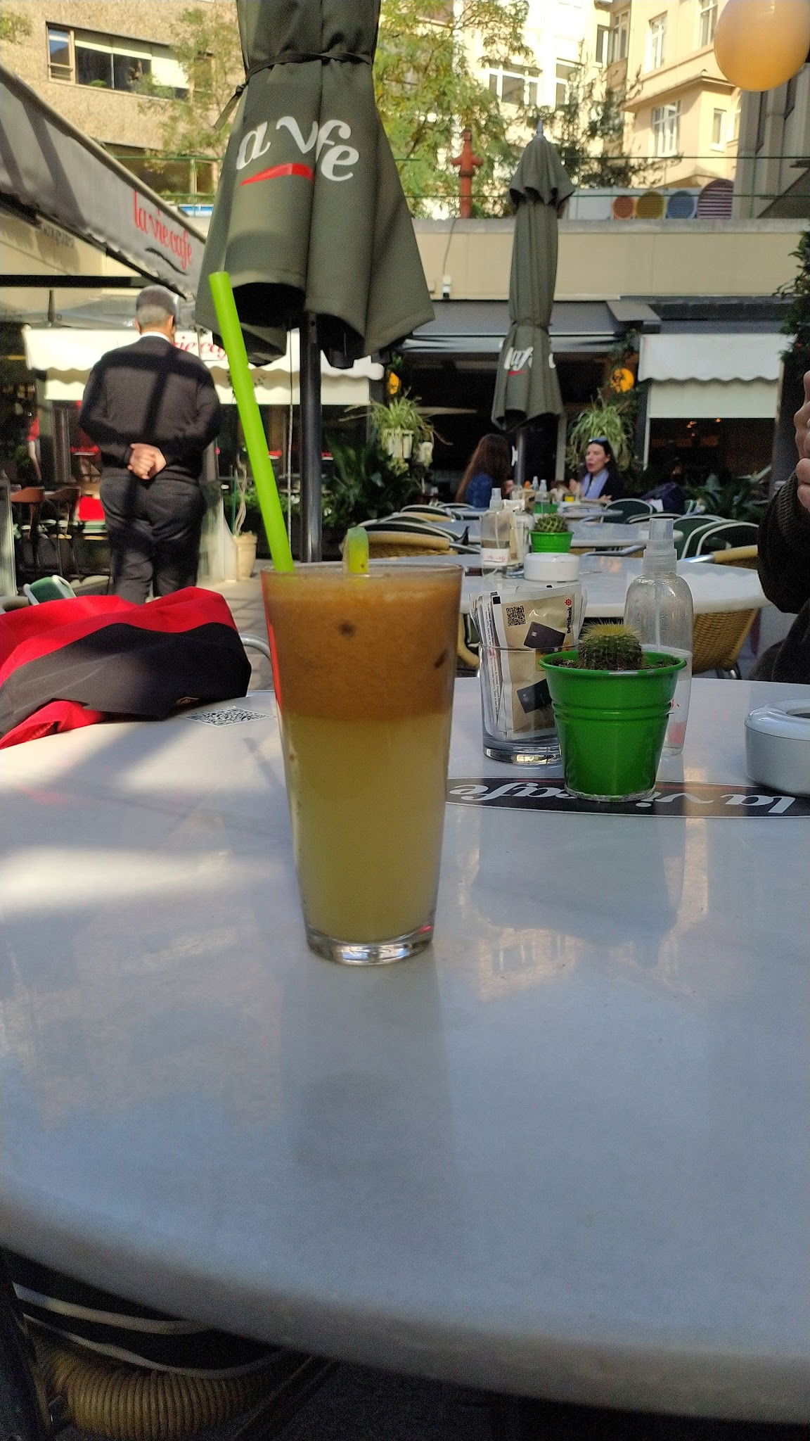 La Vie Cafe - Teşvikiye