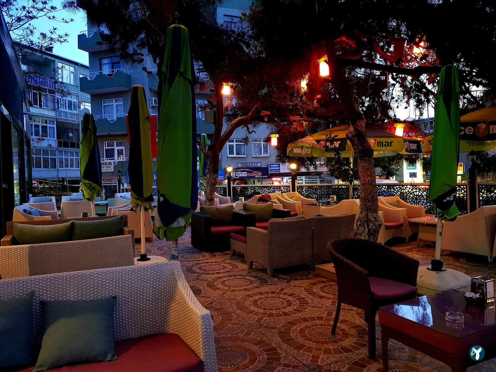 Summerhouse Cafe