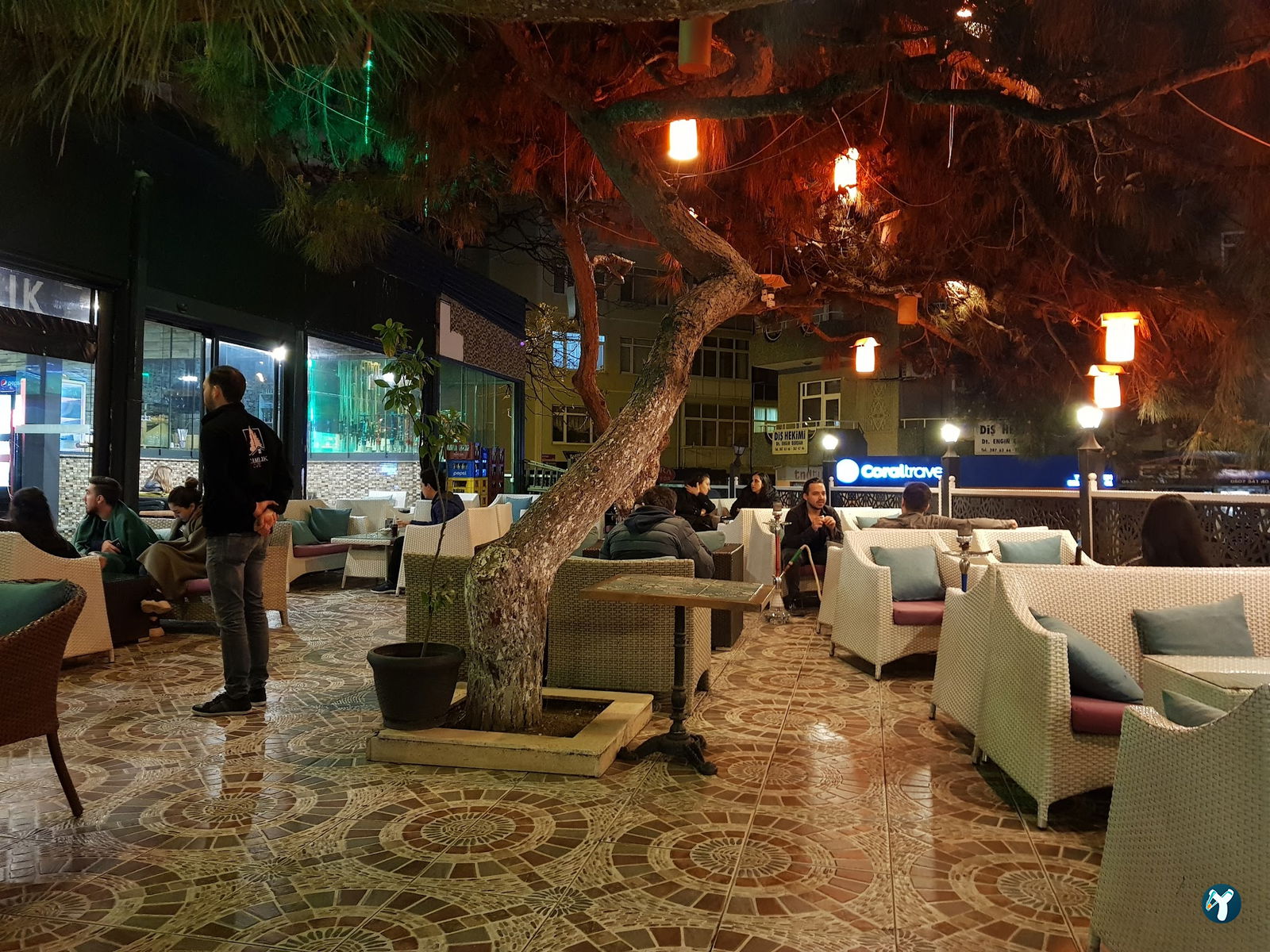Summerhouse Cafe