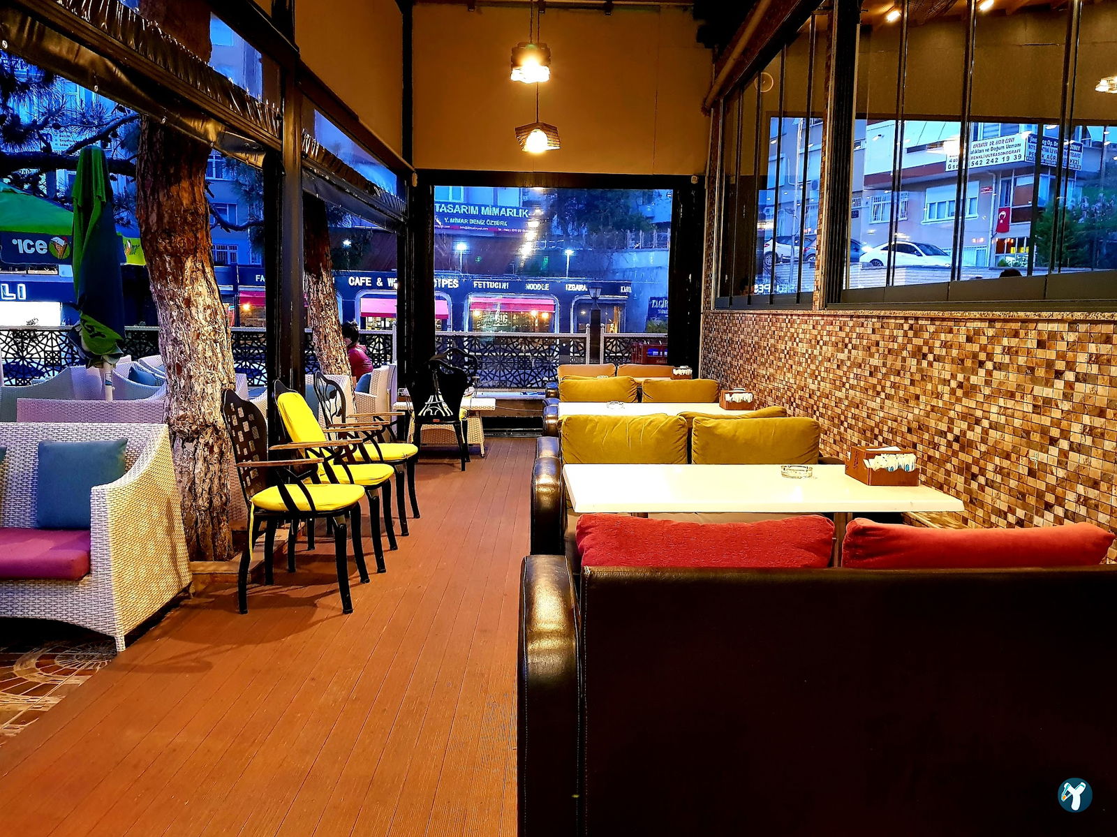 Summerhouse Cafe