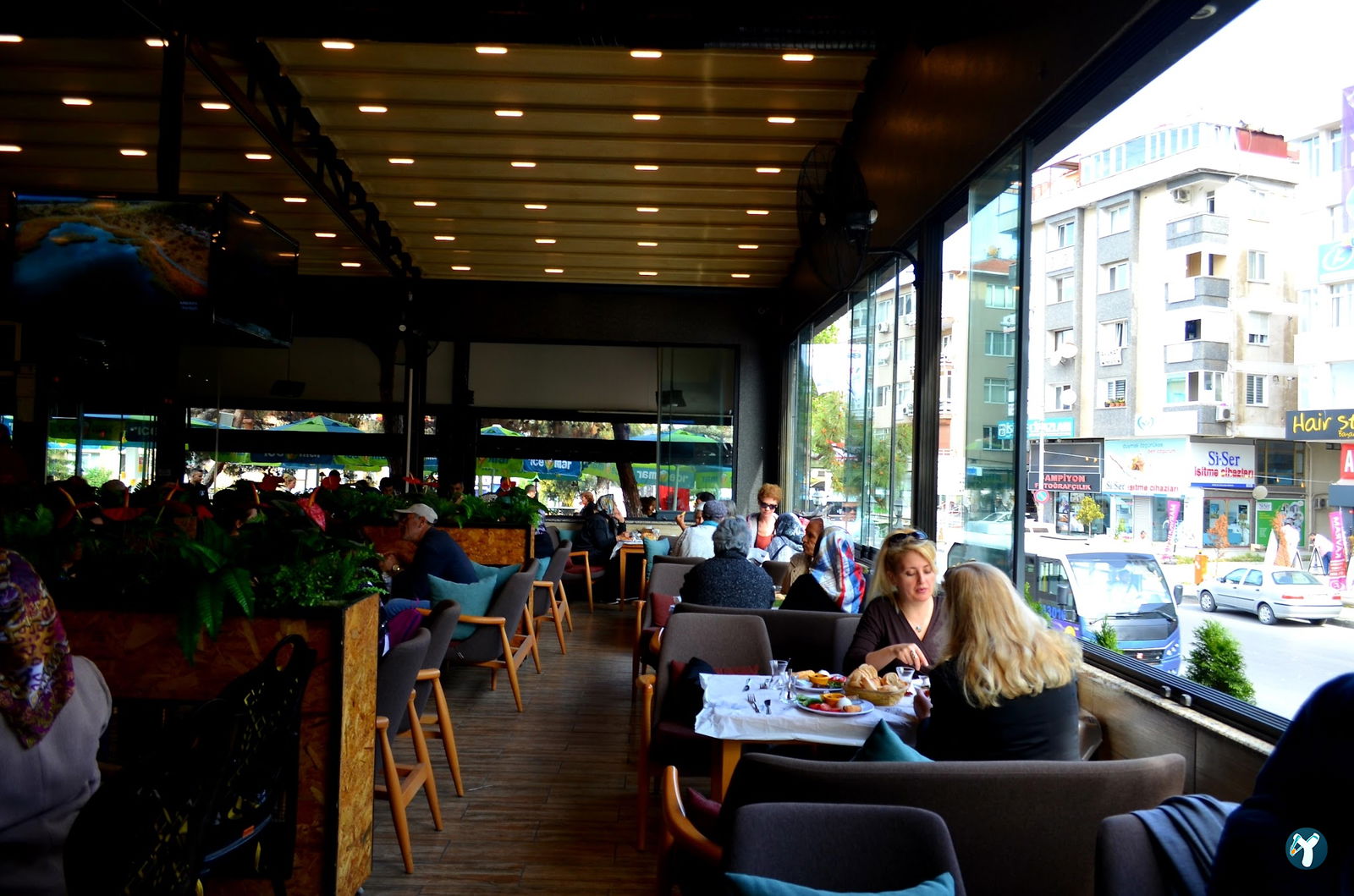 Summerhouse Cafe