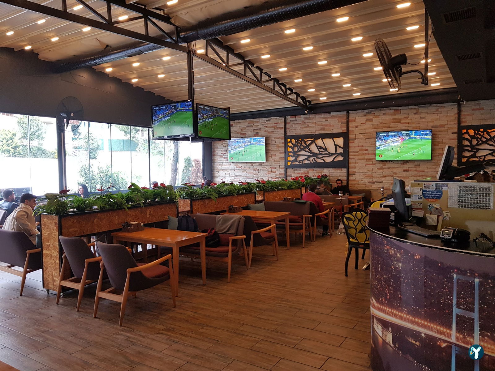 Summerhouse Cafe