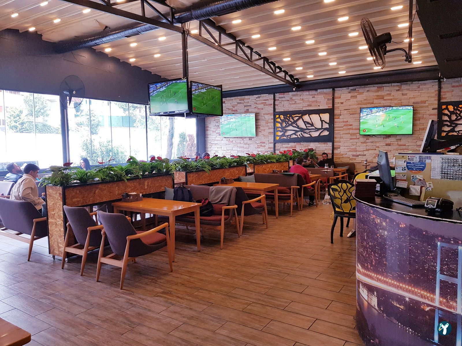 Summerhouse Cafe