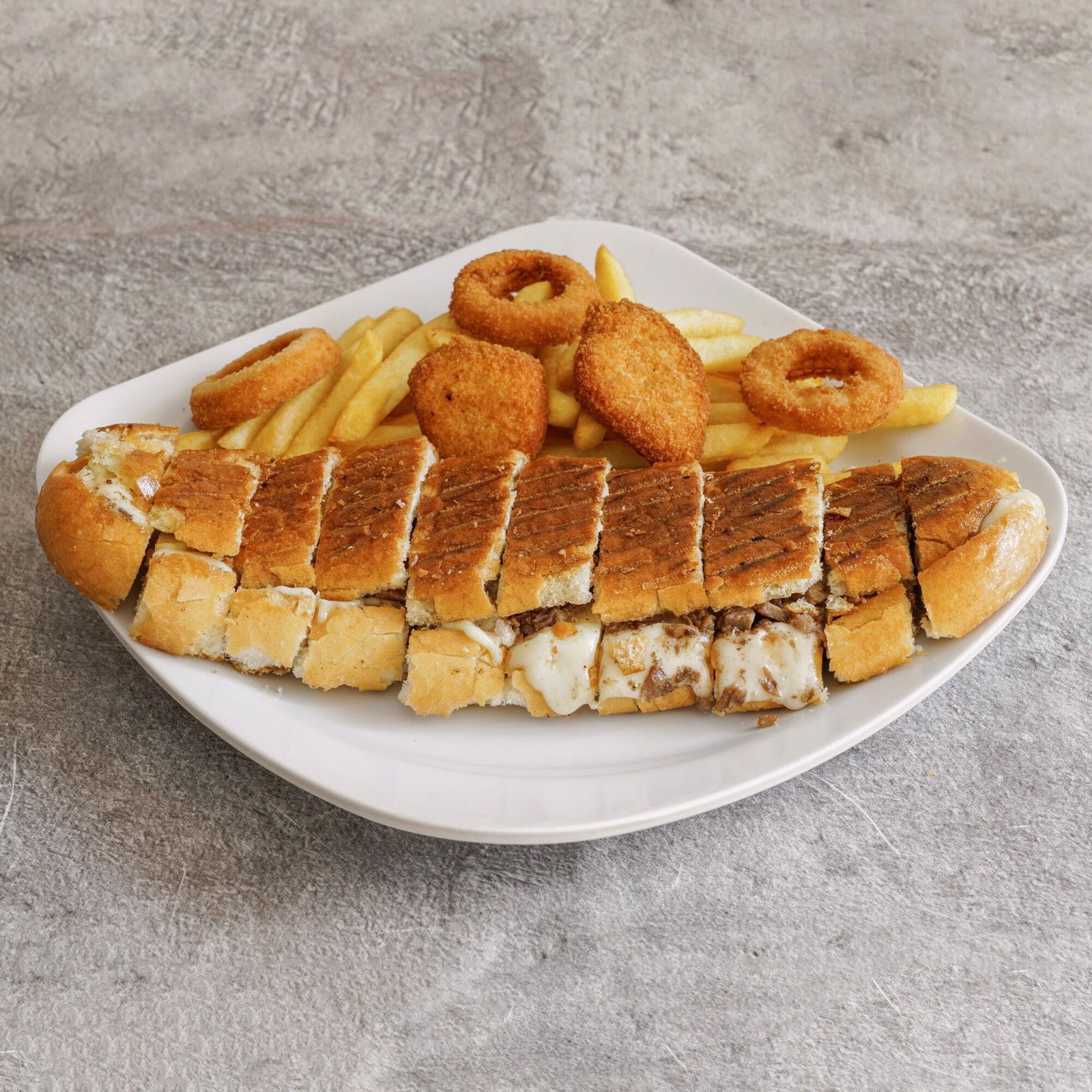 Kavurmalı Spesiyal Tost Menü