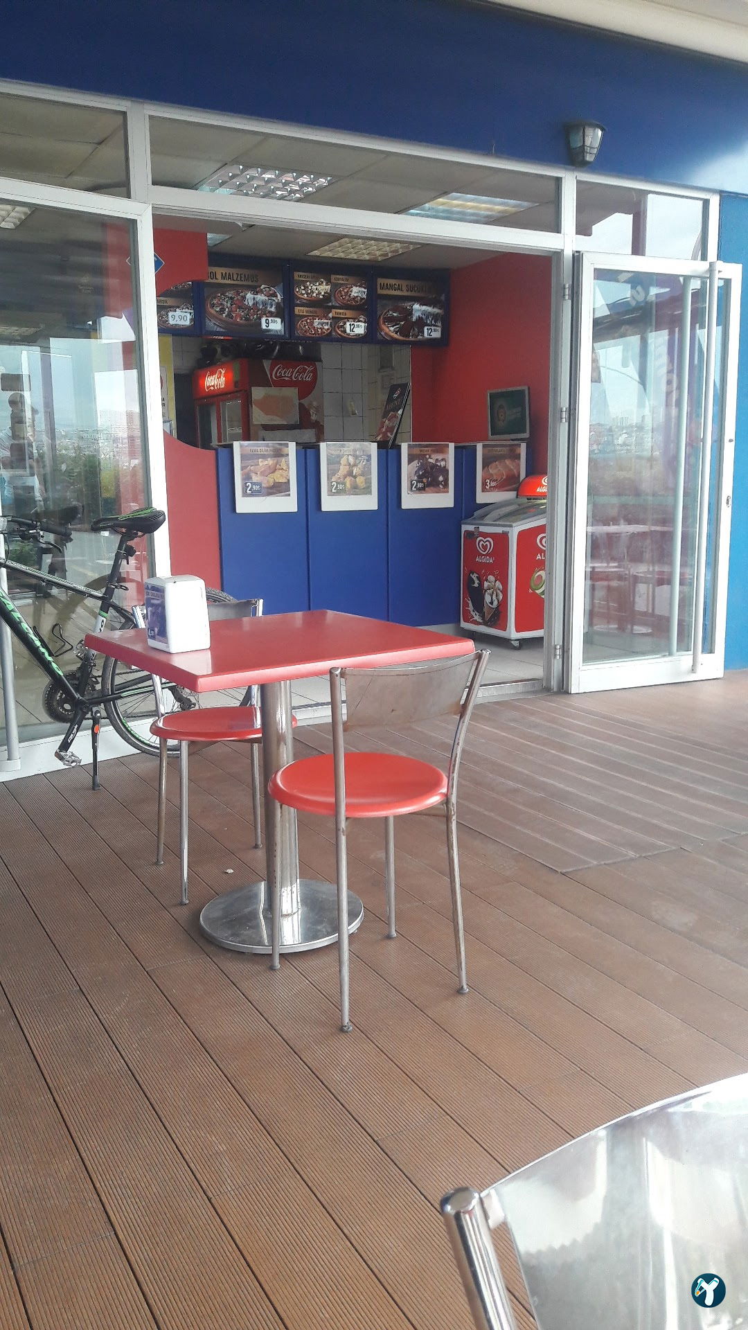 Domino'S Pizza