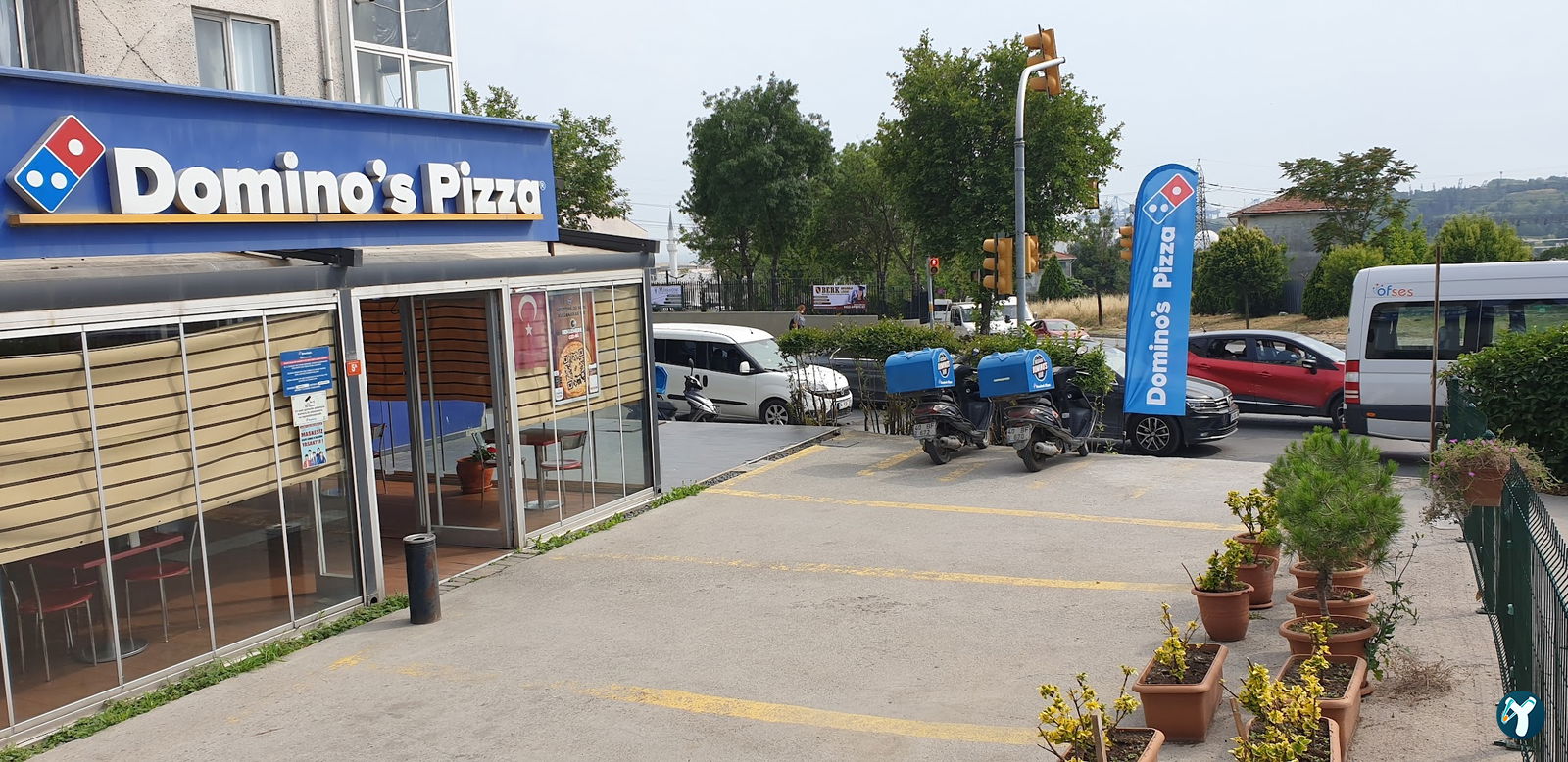 Domino'S Pizza