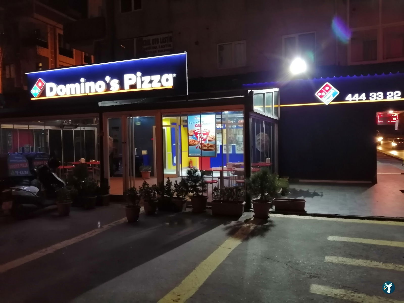Domino'S Pizza