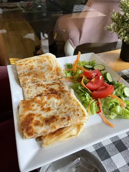 Ciragan Cafe resimleri