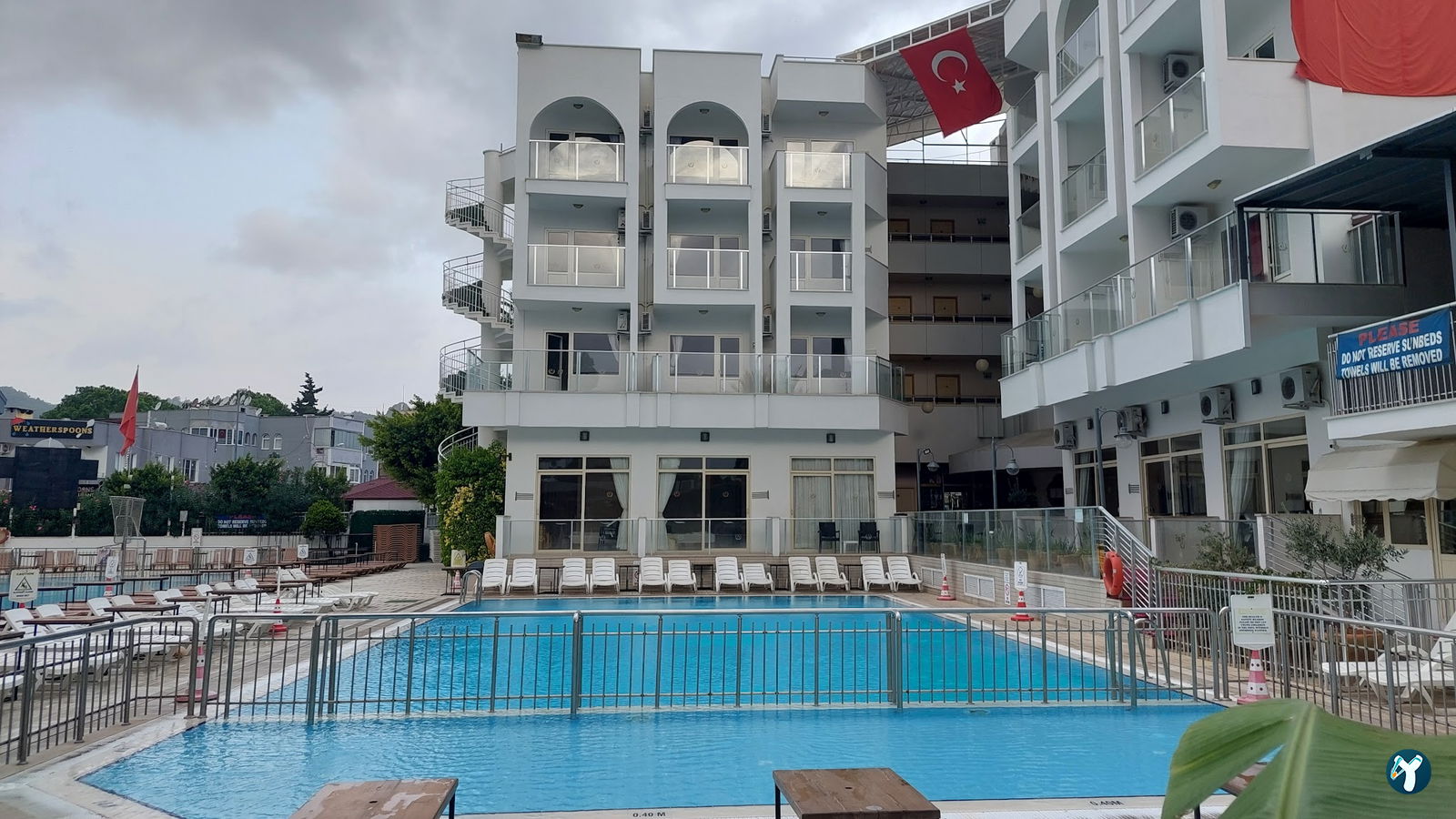 Club Atrium